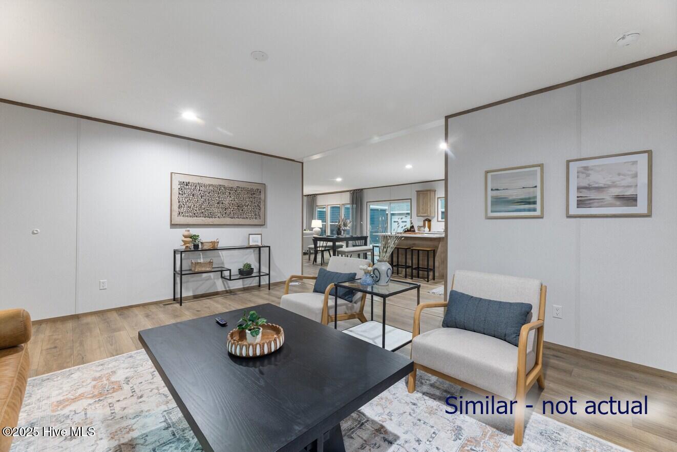 100547231 | Photo 20