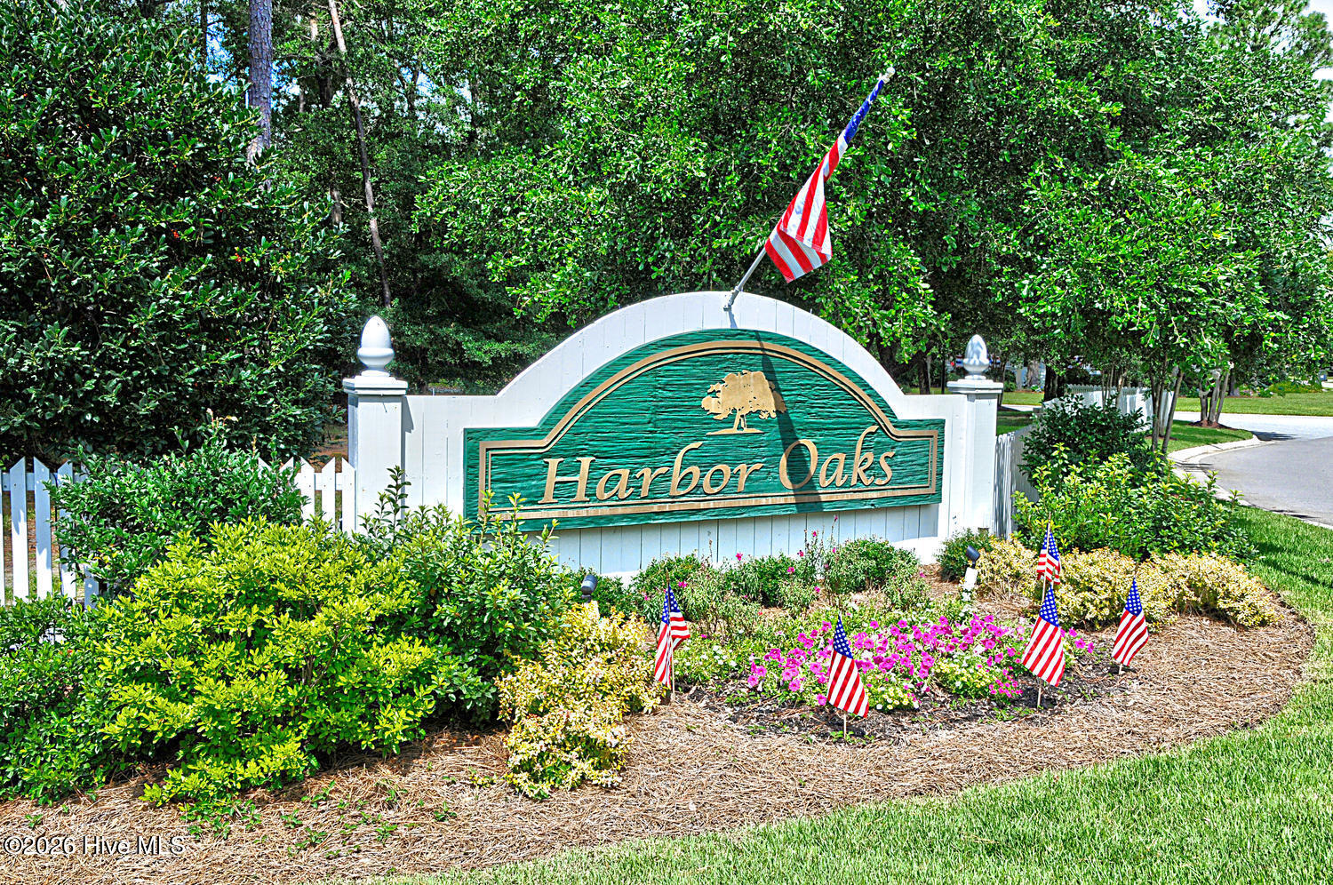 100562480 | Photo 58