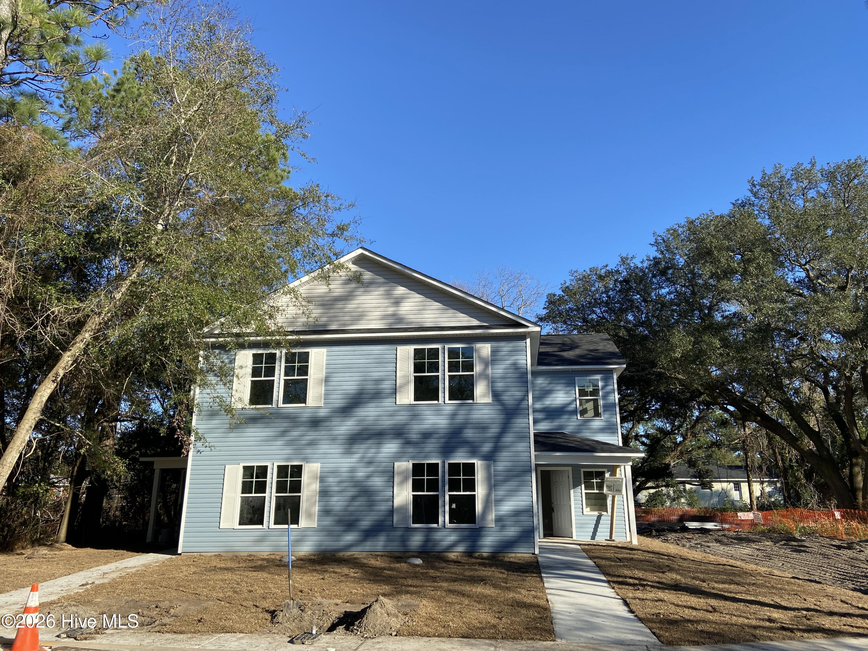 100561897 | Photo 21