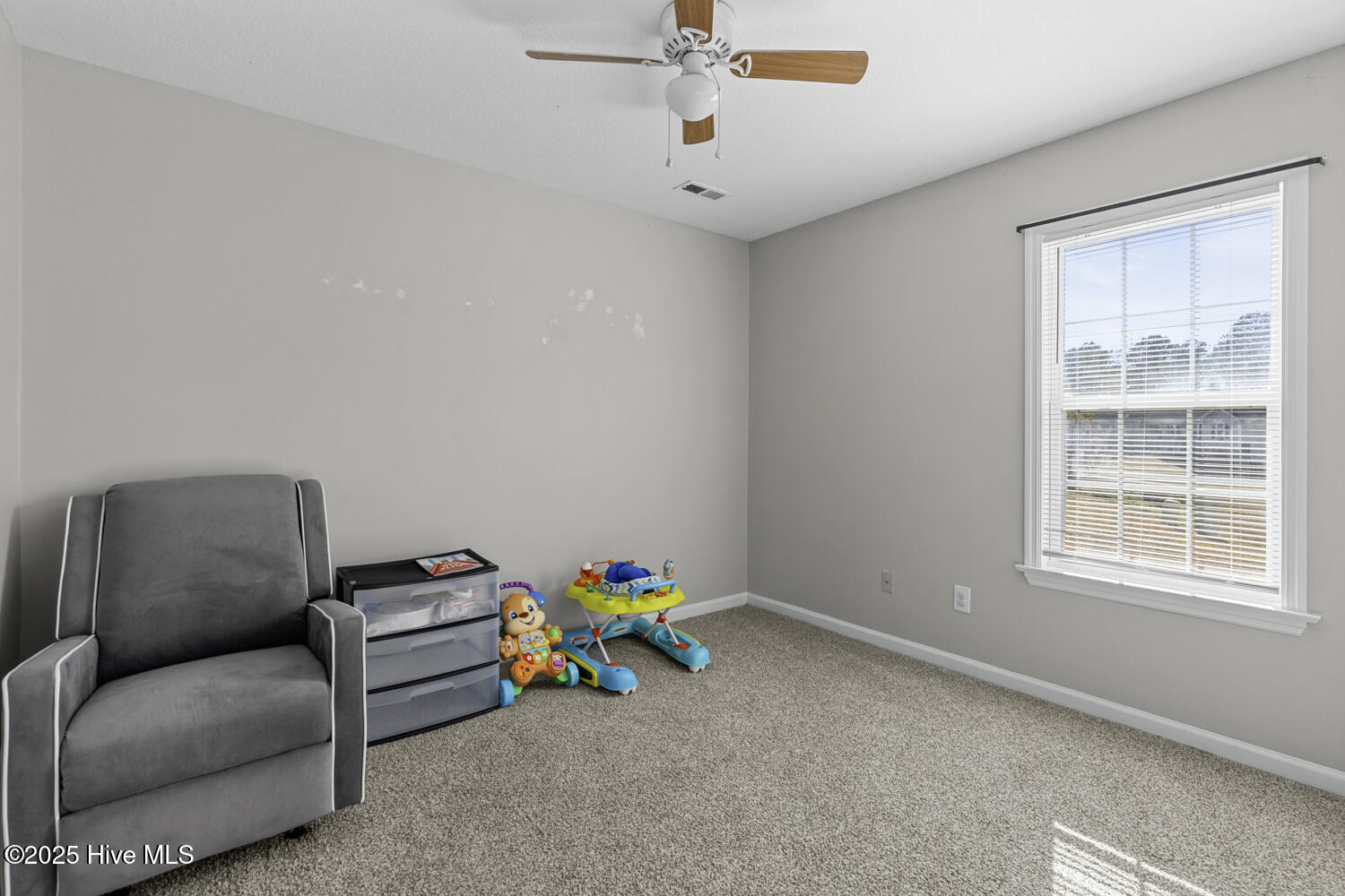 100545321 | Photo 18