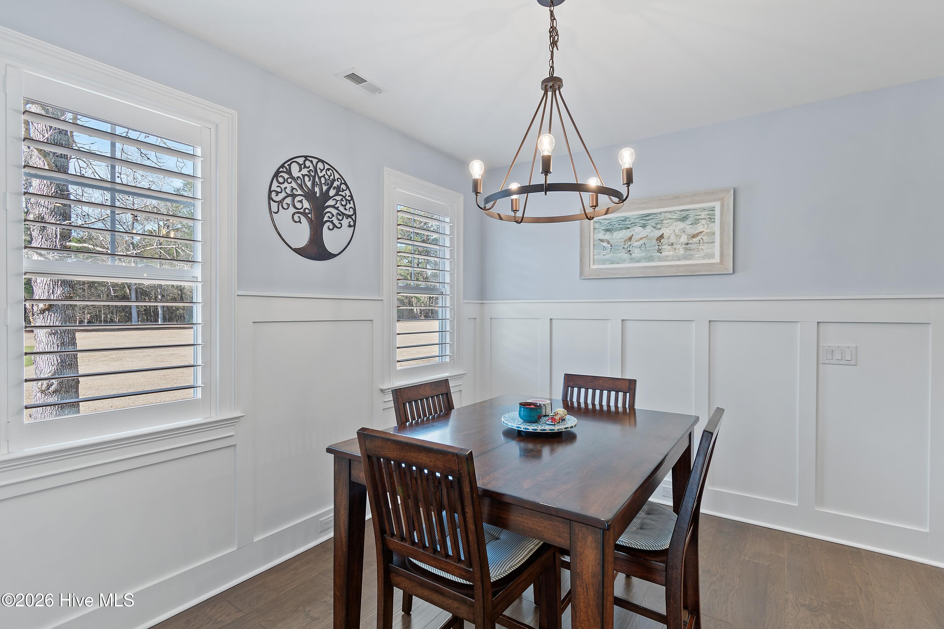 100552502 | Photo 35