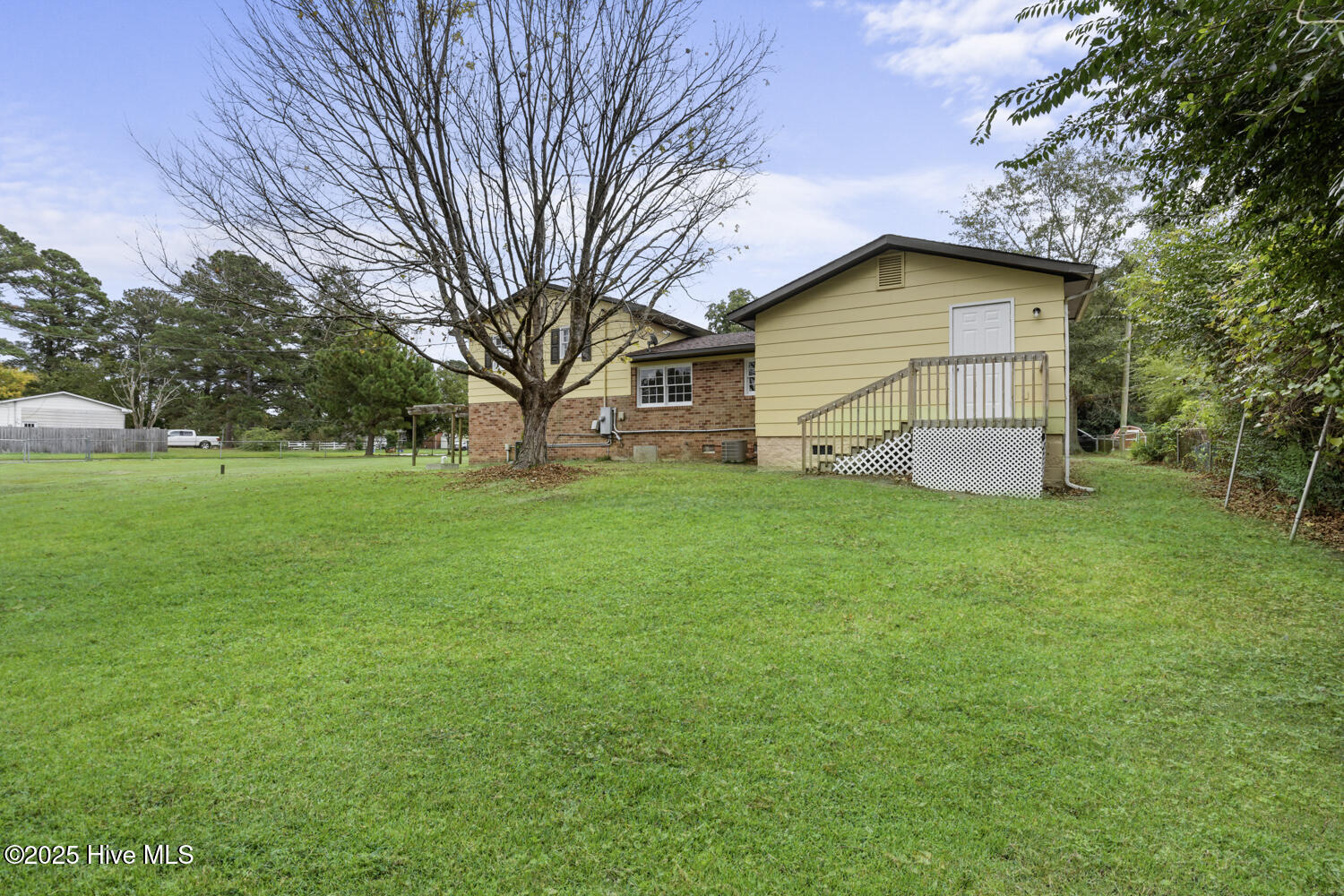 100534316 | Photo 42