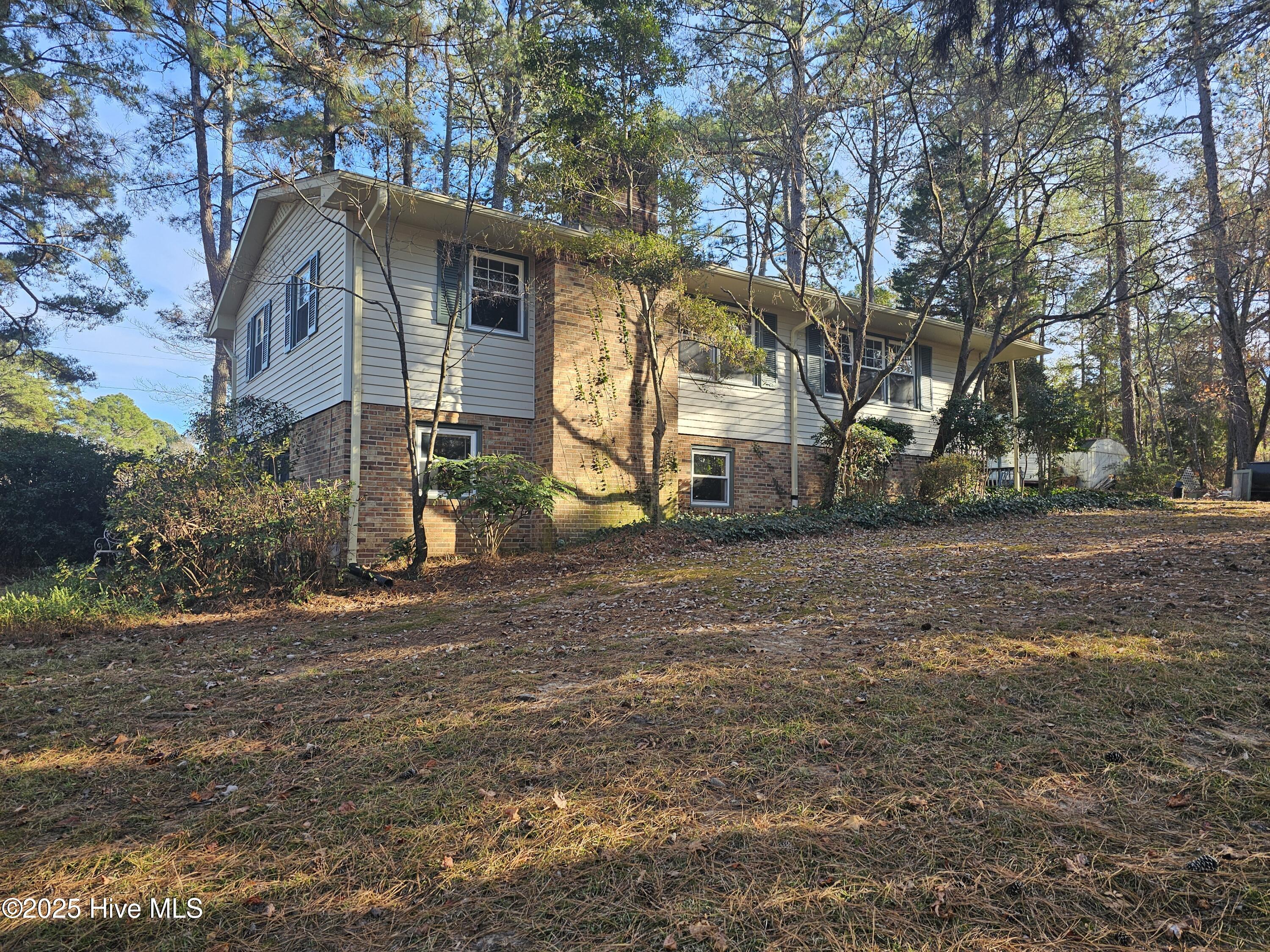 Homes for sale in Carthage, NC | 103 Edinburgh Dr, Carthage, NC 28327 | MLS# 100543435