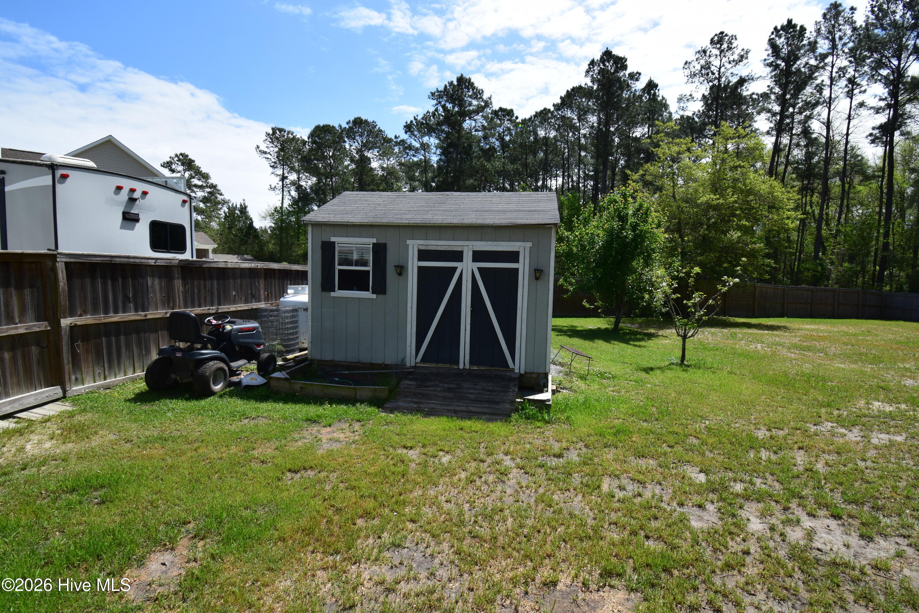 100566647 | Photo 56