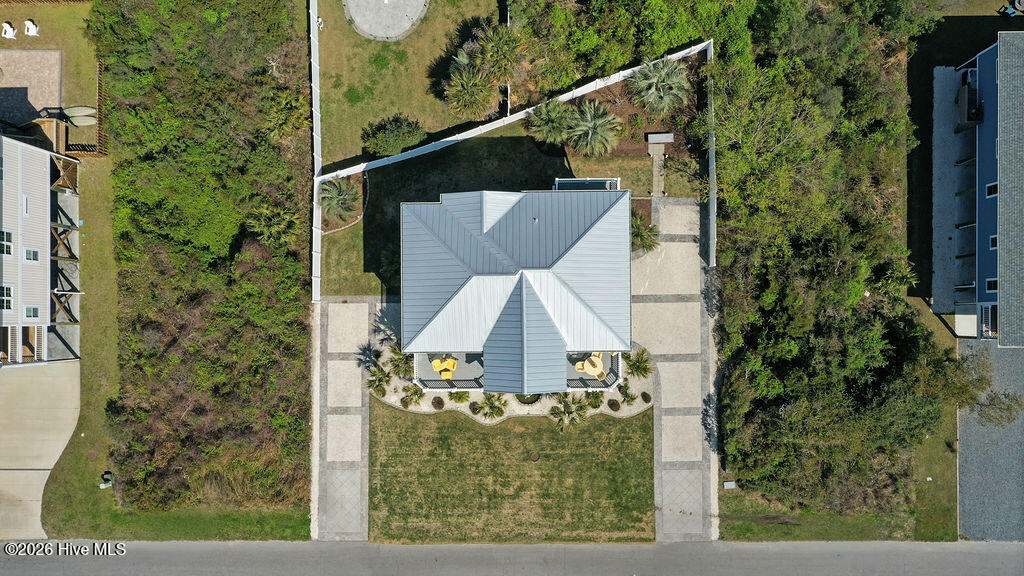 100564206 | Photo 57