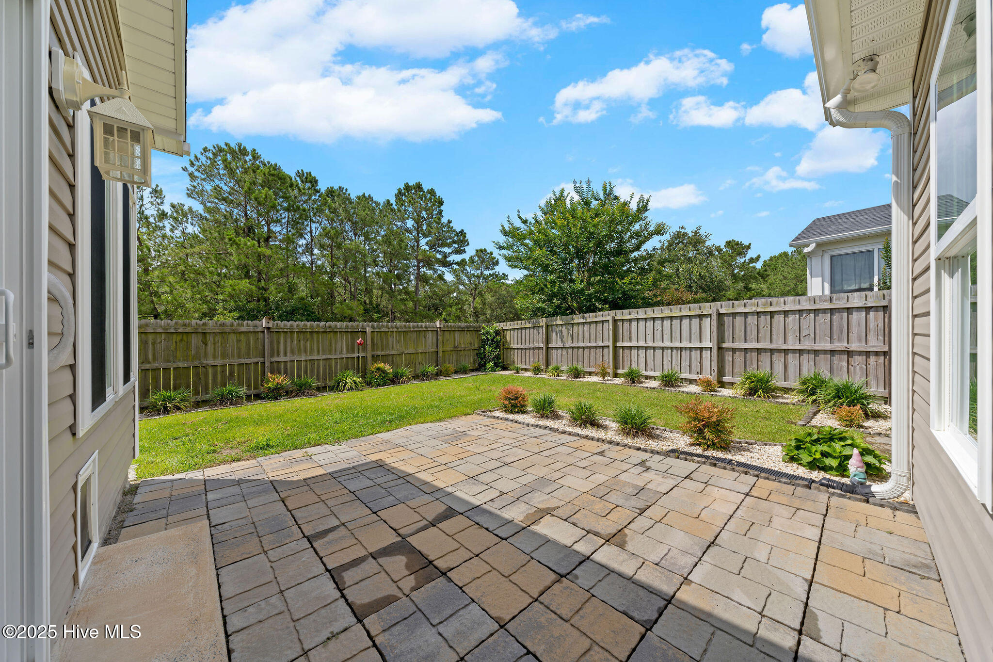 100513961 | Photo 40