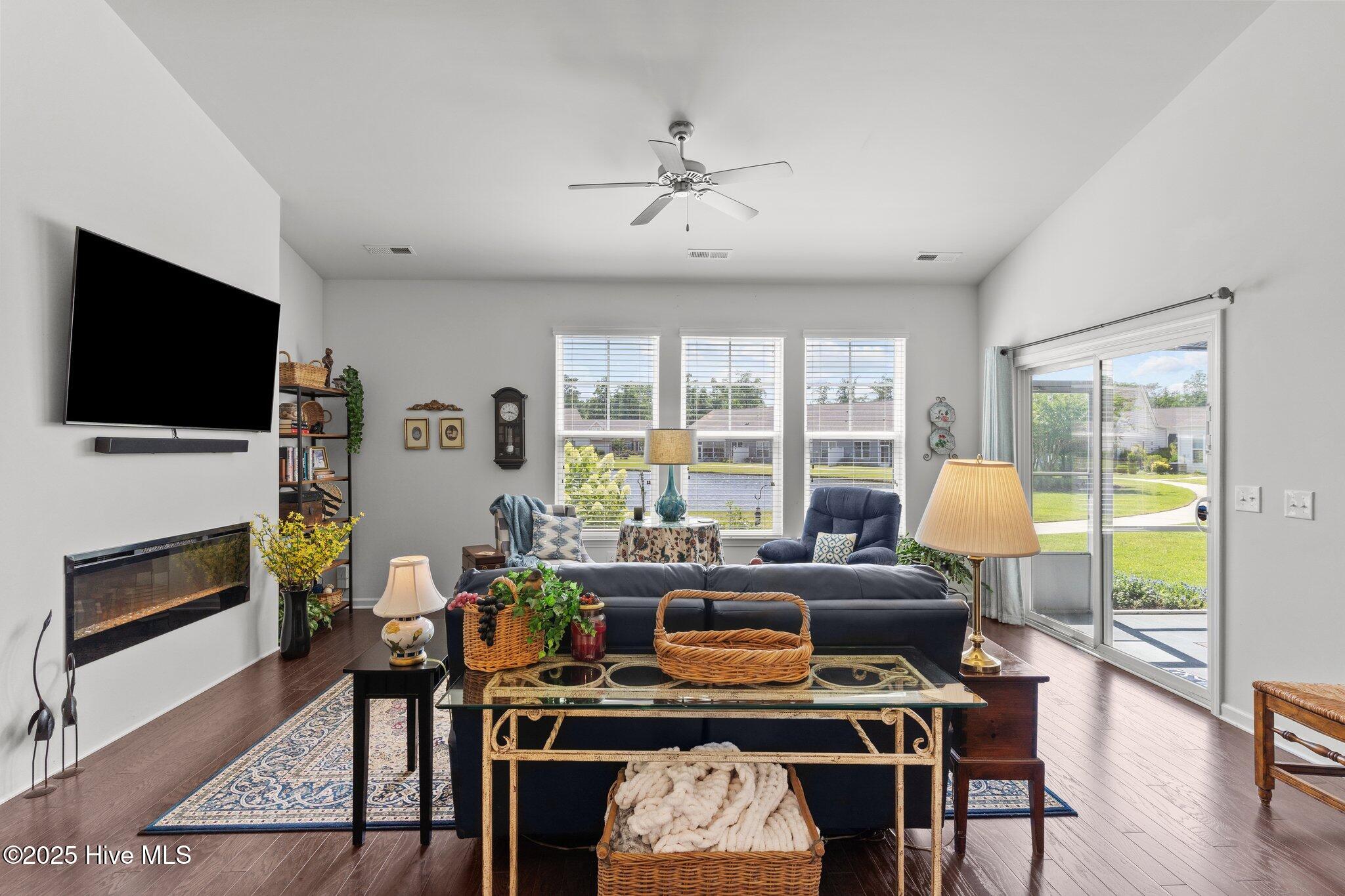 627 Cambeck Drive SE Unit 3, Leland, NC 28451 – photo 6: 31-web-or-mls-BTS08266