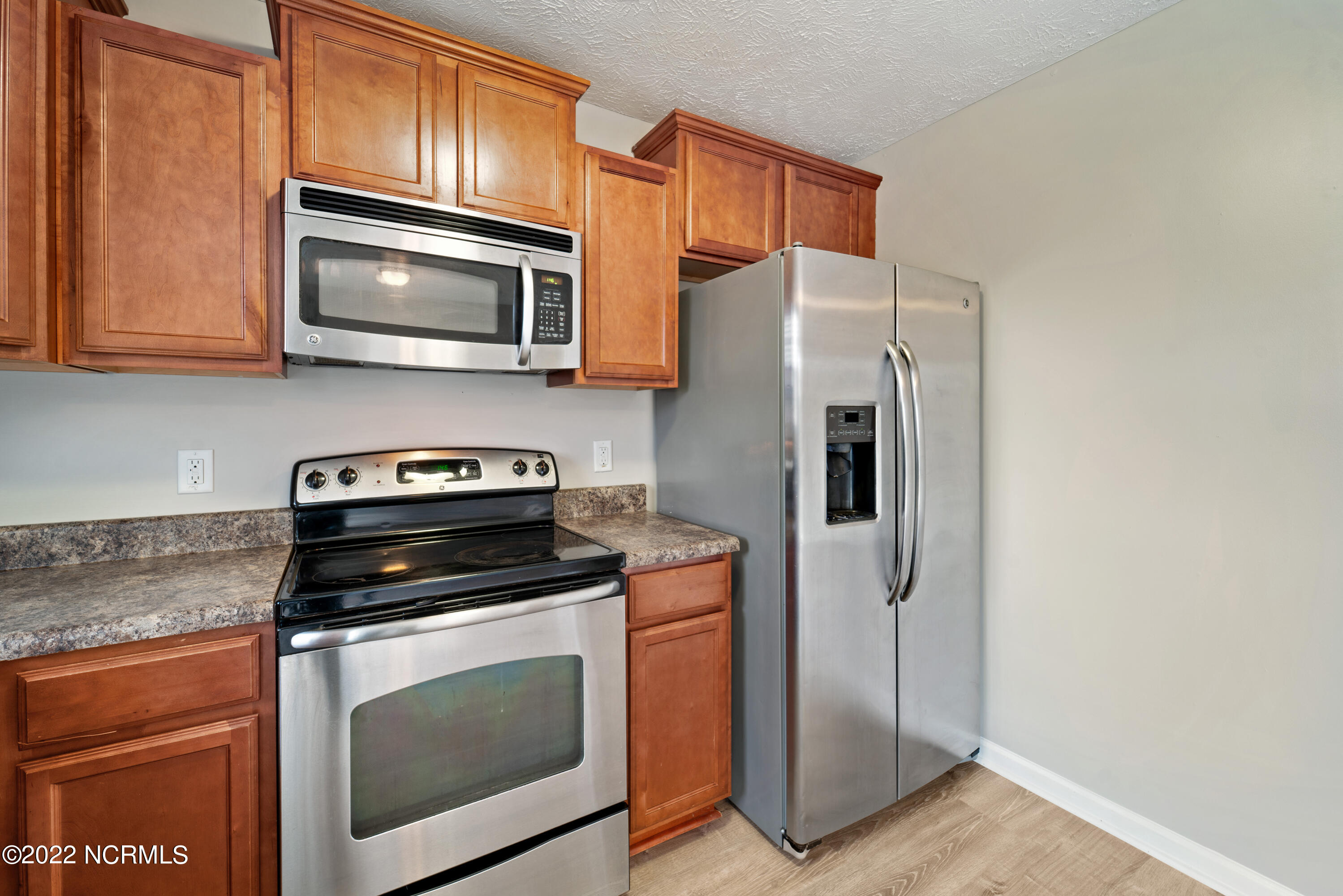 100564225 | Photo 15