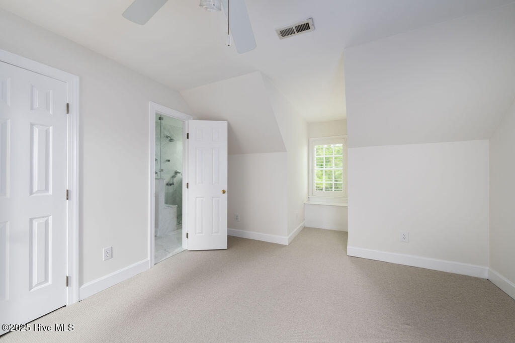 100521918 | Photo 39