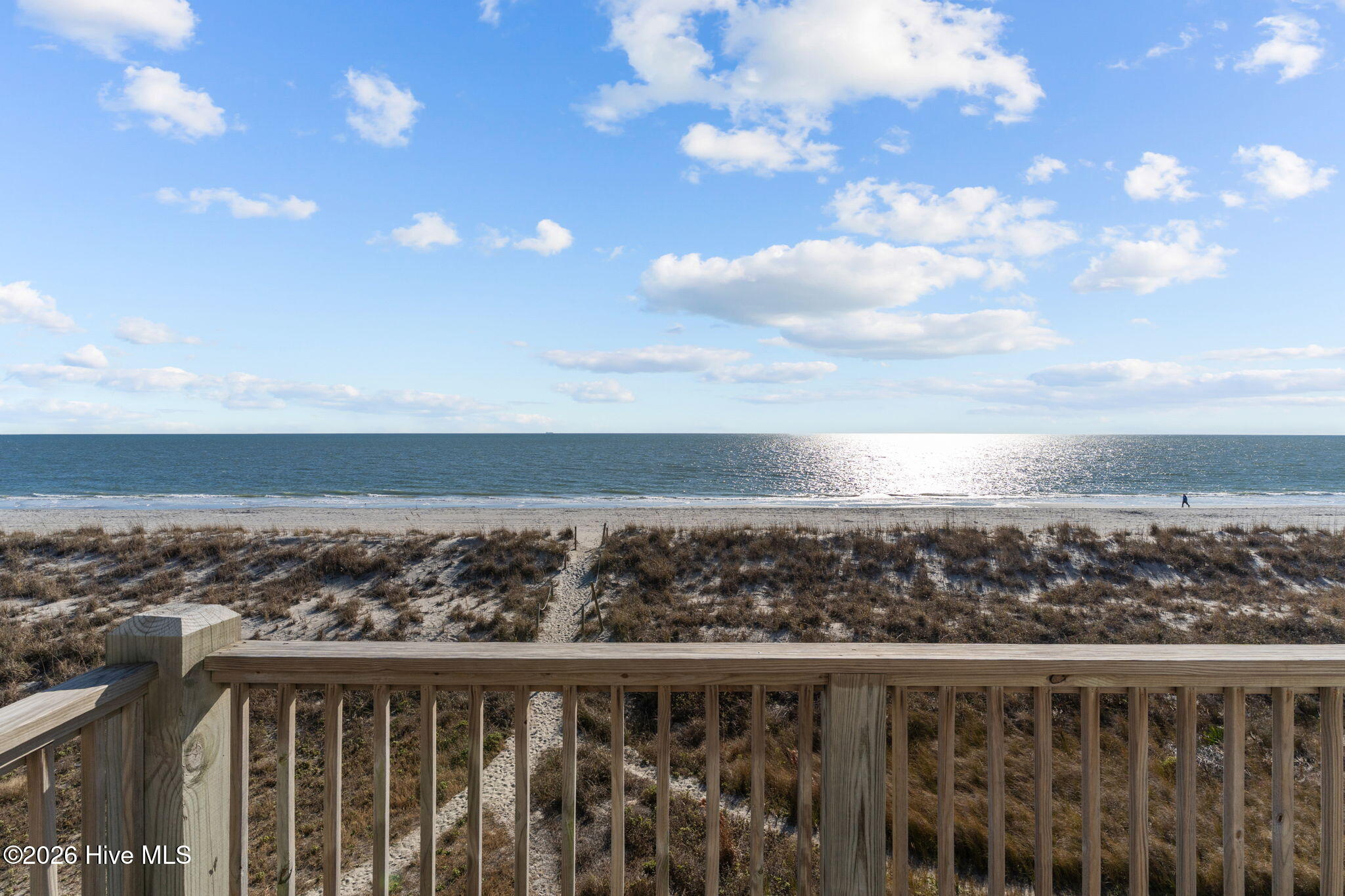 100547503 | Photo 42