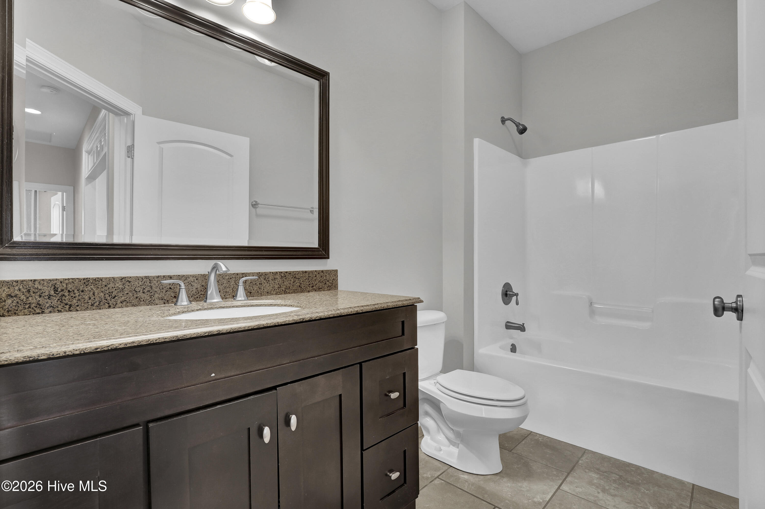 100549522 | Photo 29