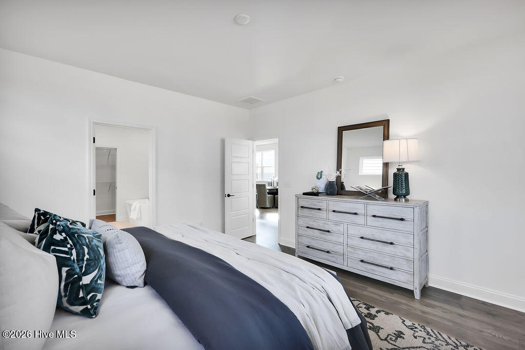 100528868 | Photo 11