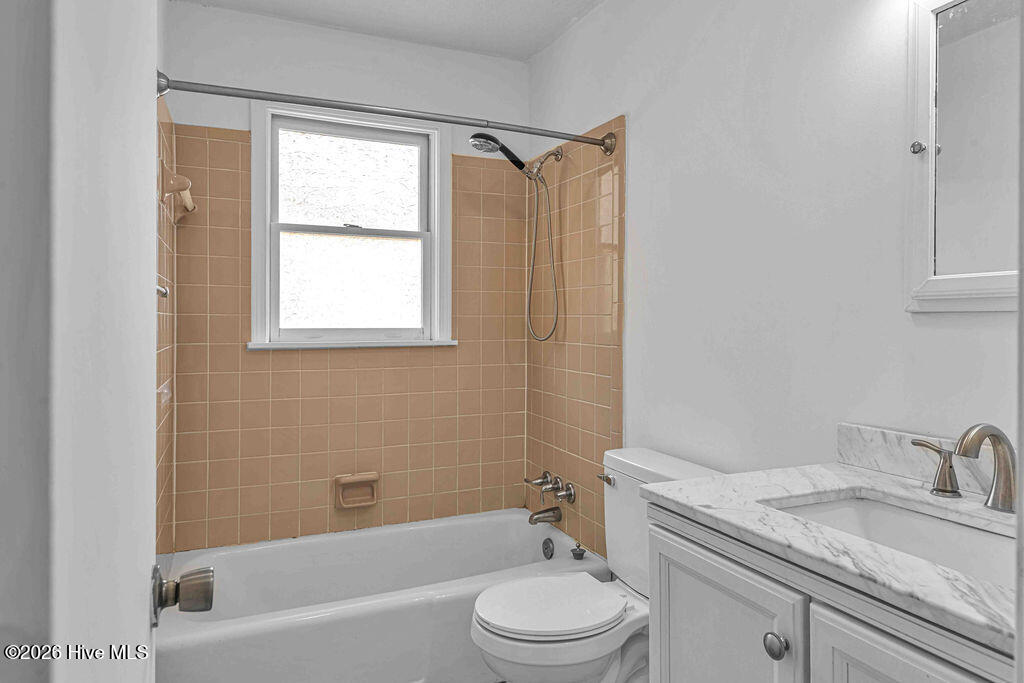 1380 Lake Cole Road,Midway Park