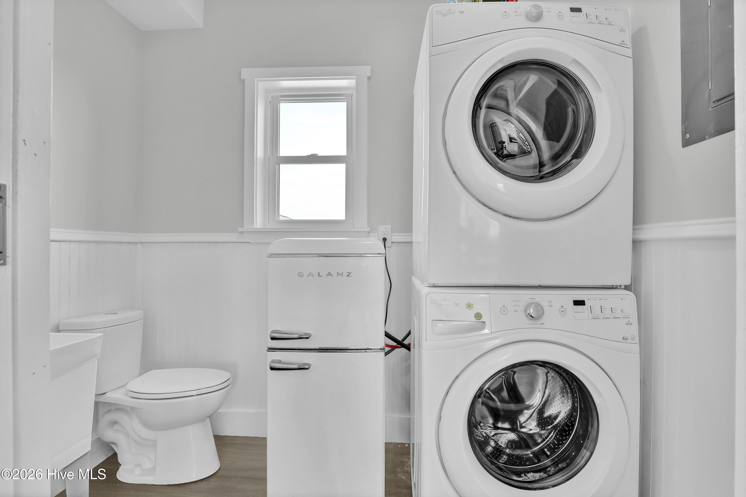 100551394 | Photo 44