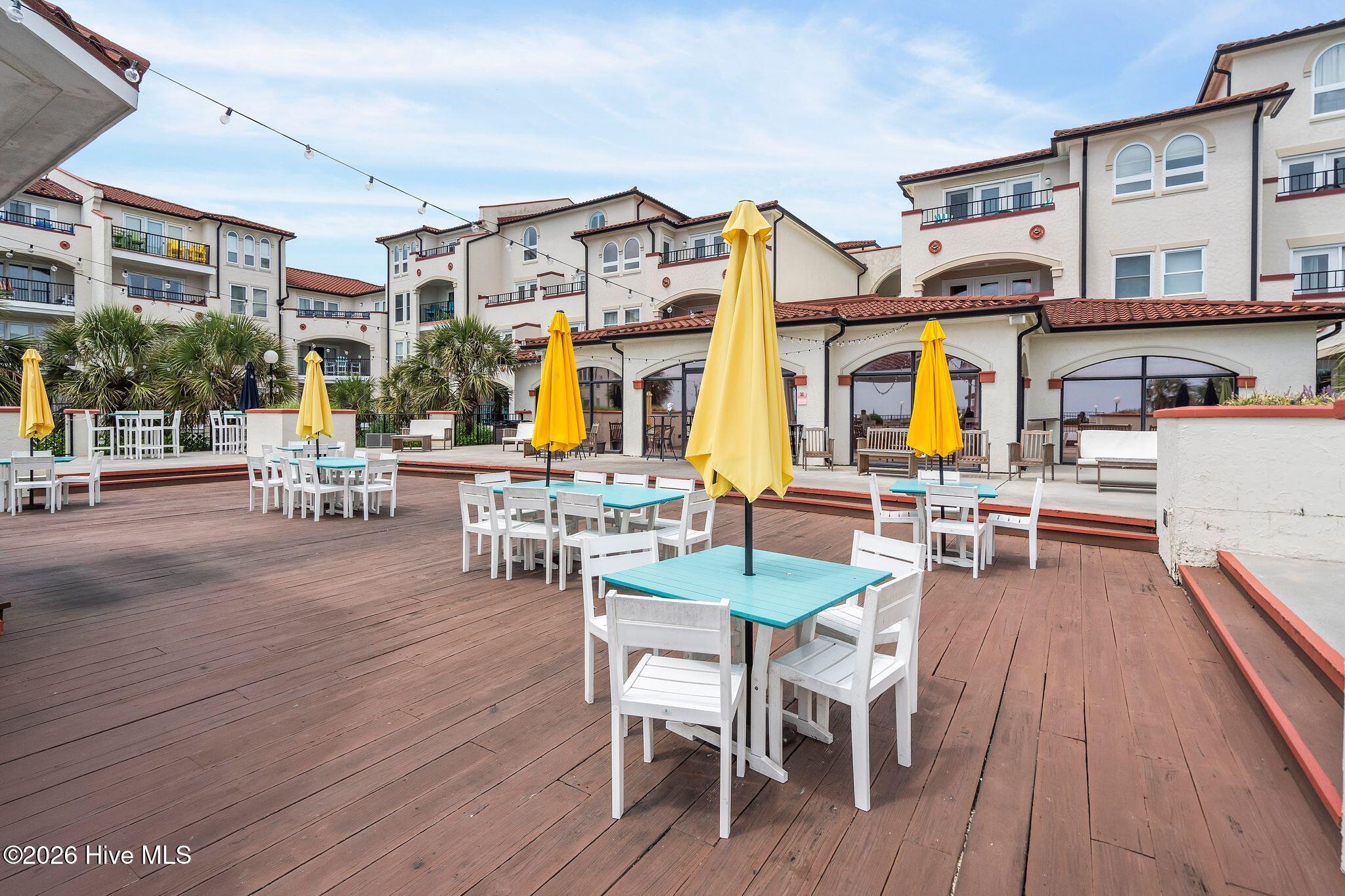 100564171 | Photo 48