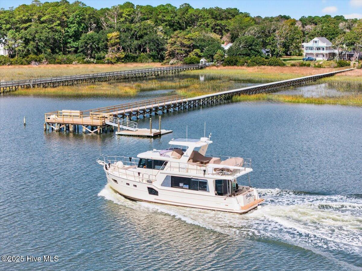 100536232 | Photo 18