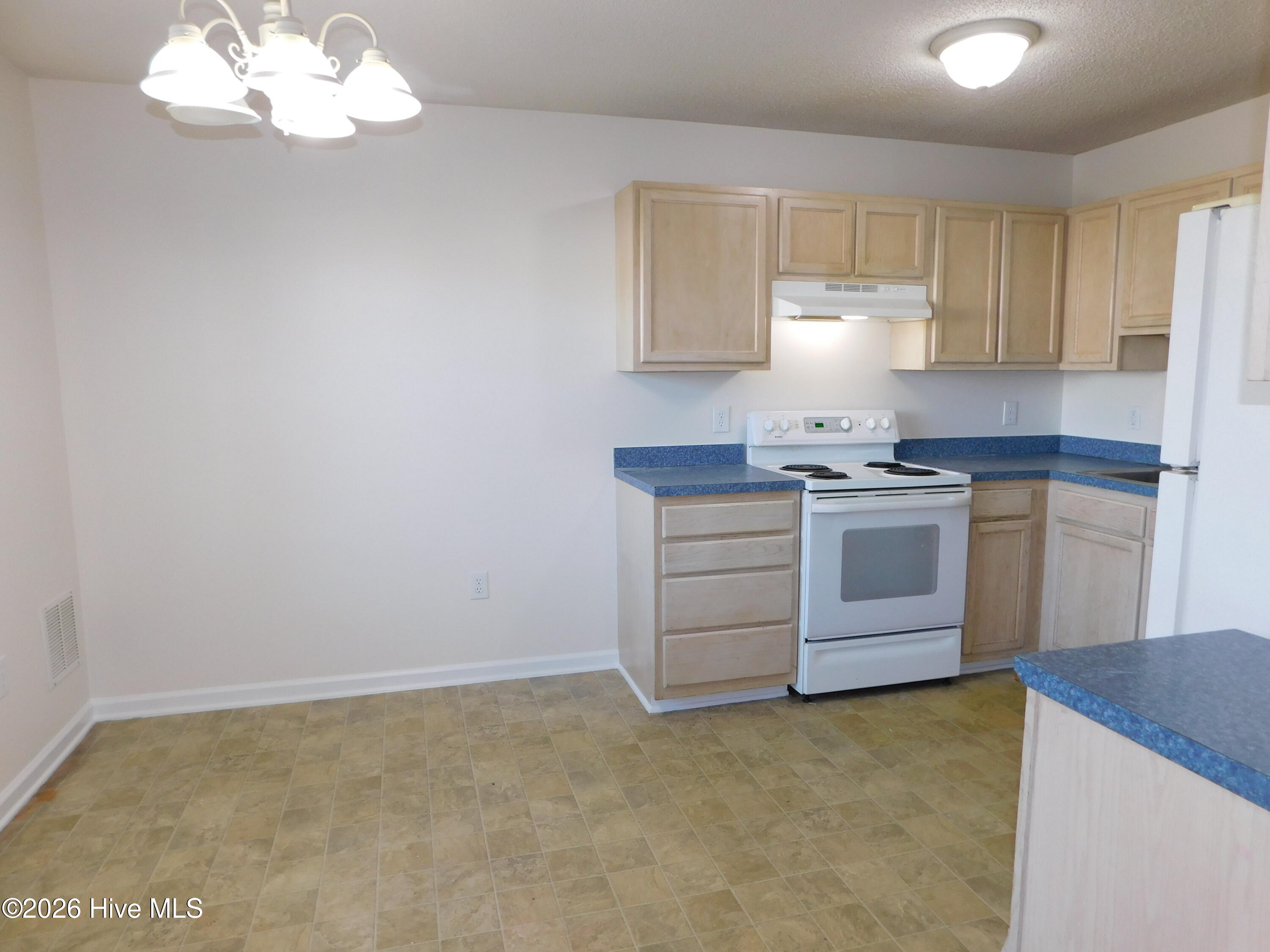303 Courtyard E 303,Beaufort