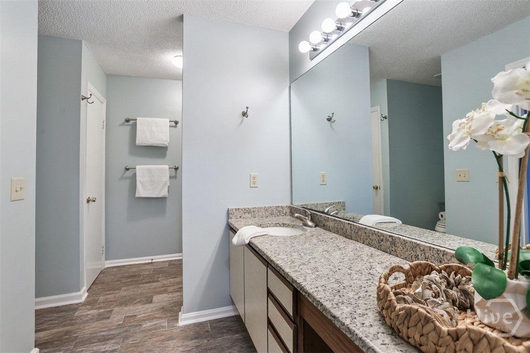 109 Bobstay Court
