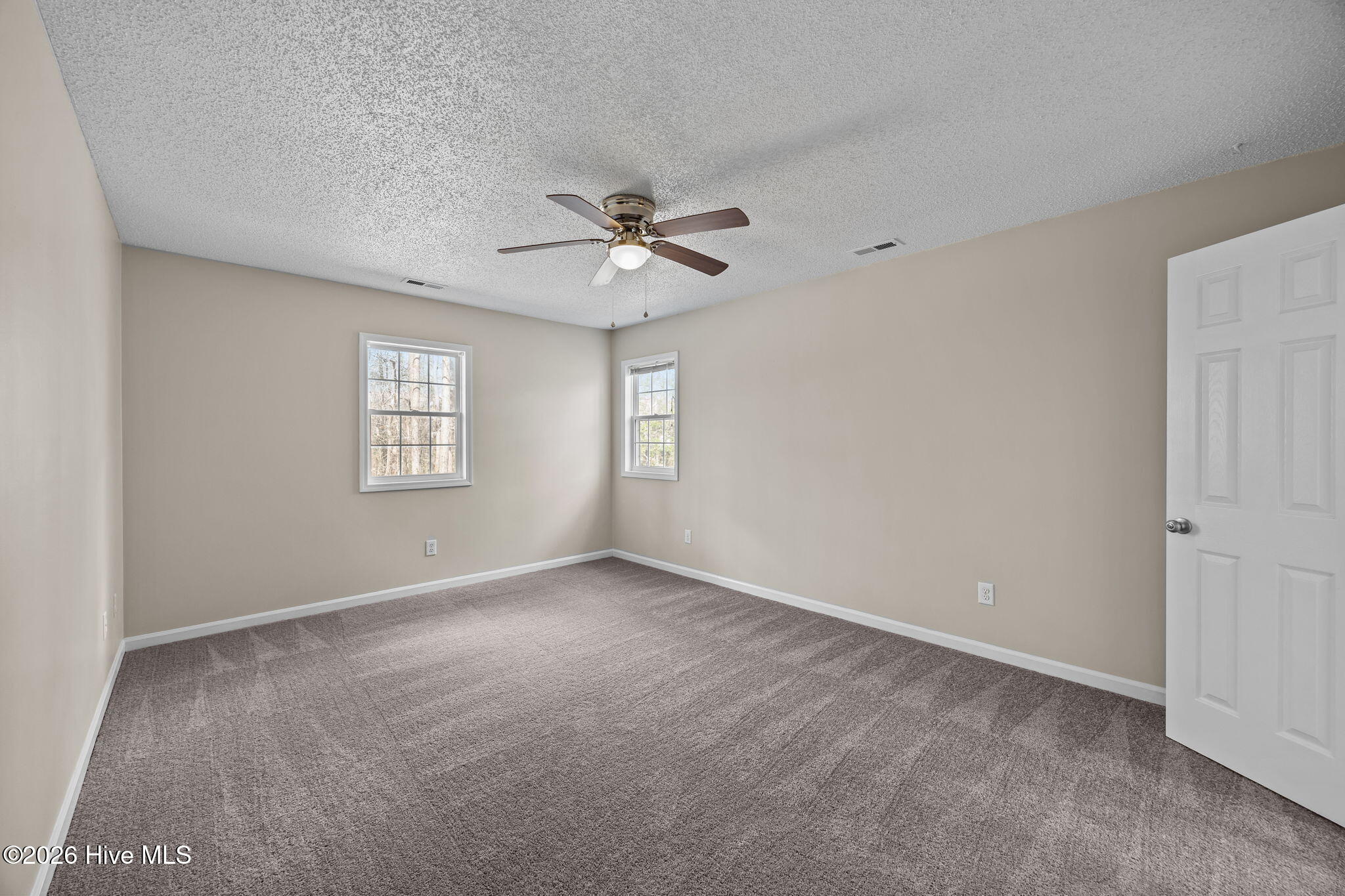 100556691 | Photo 28