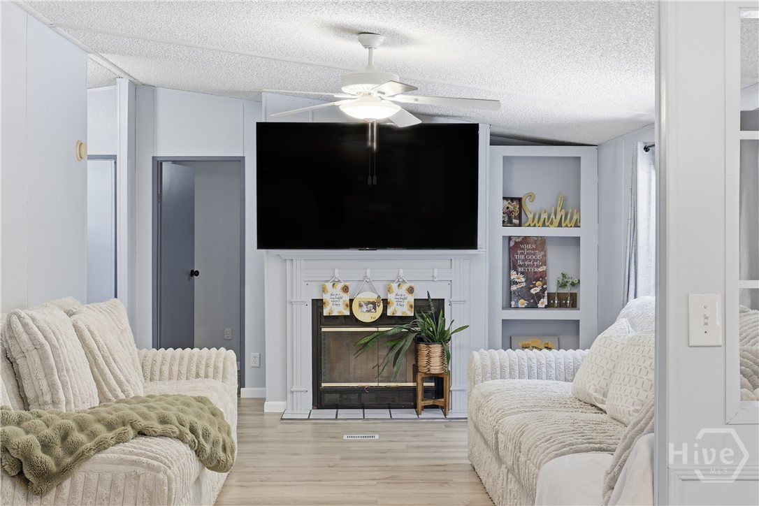 Homes for sale in Bloomingdale, GA | 124 Baldpate Rd, Bloomingdale, GA 31302 | MLS# SA343667