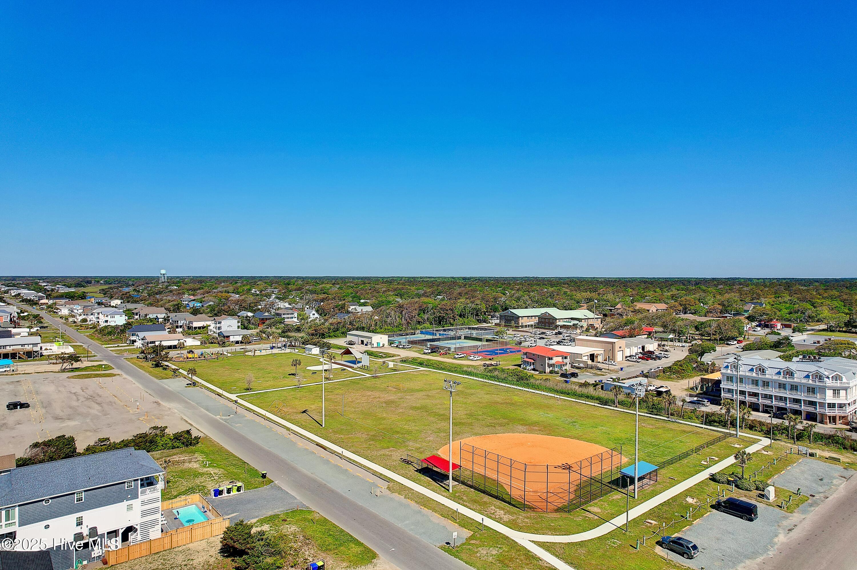 100544300 | Photo 62