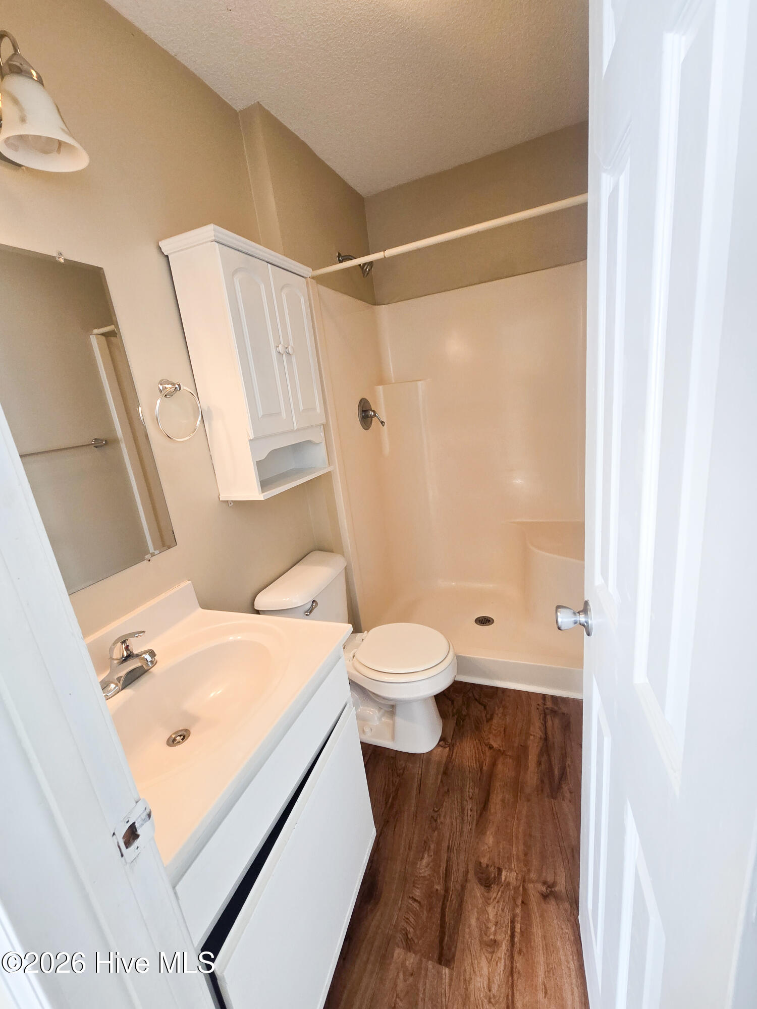 100550470 | Photo 12