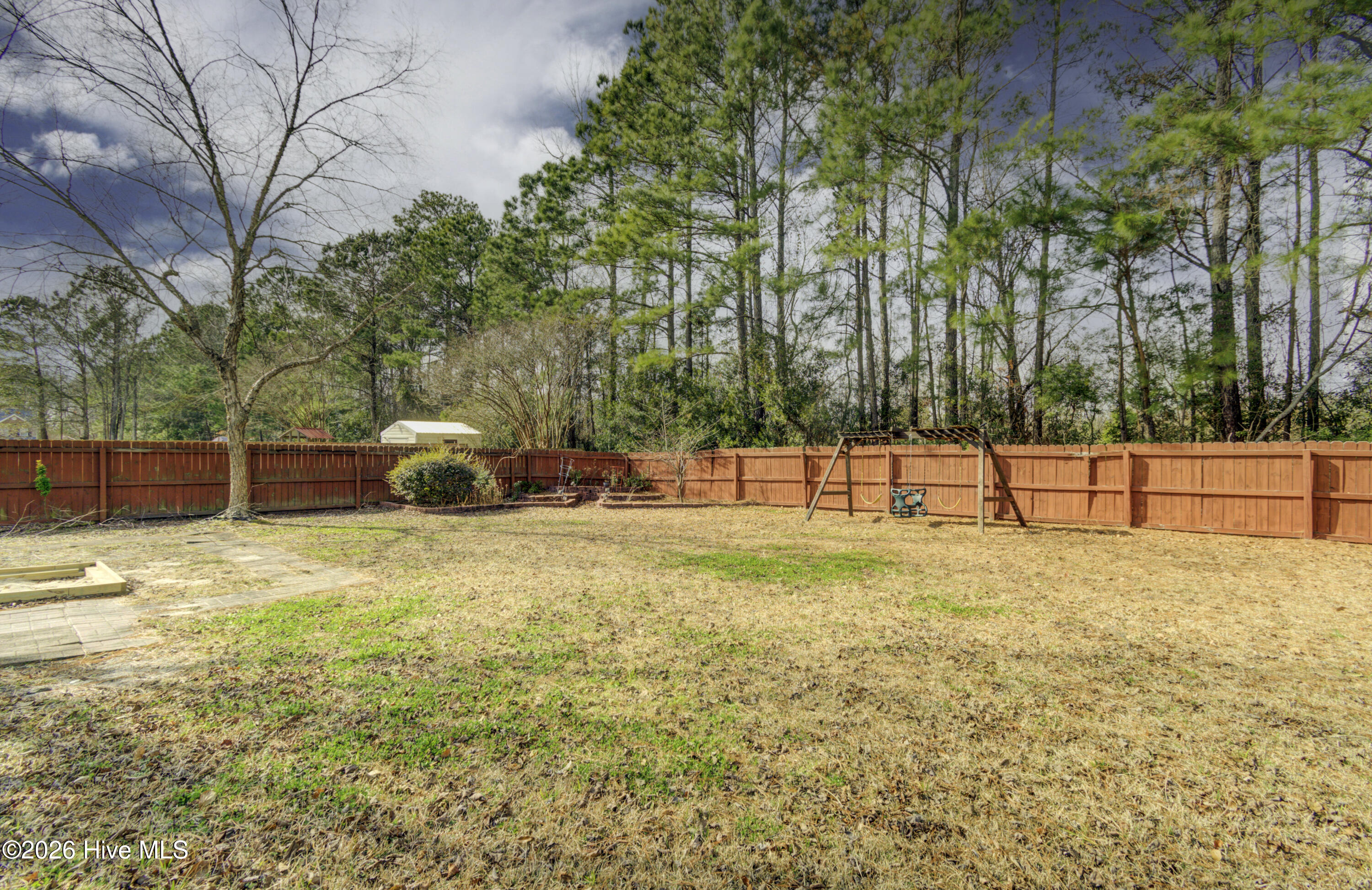 100549263 | Photo 66