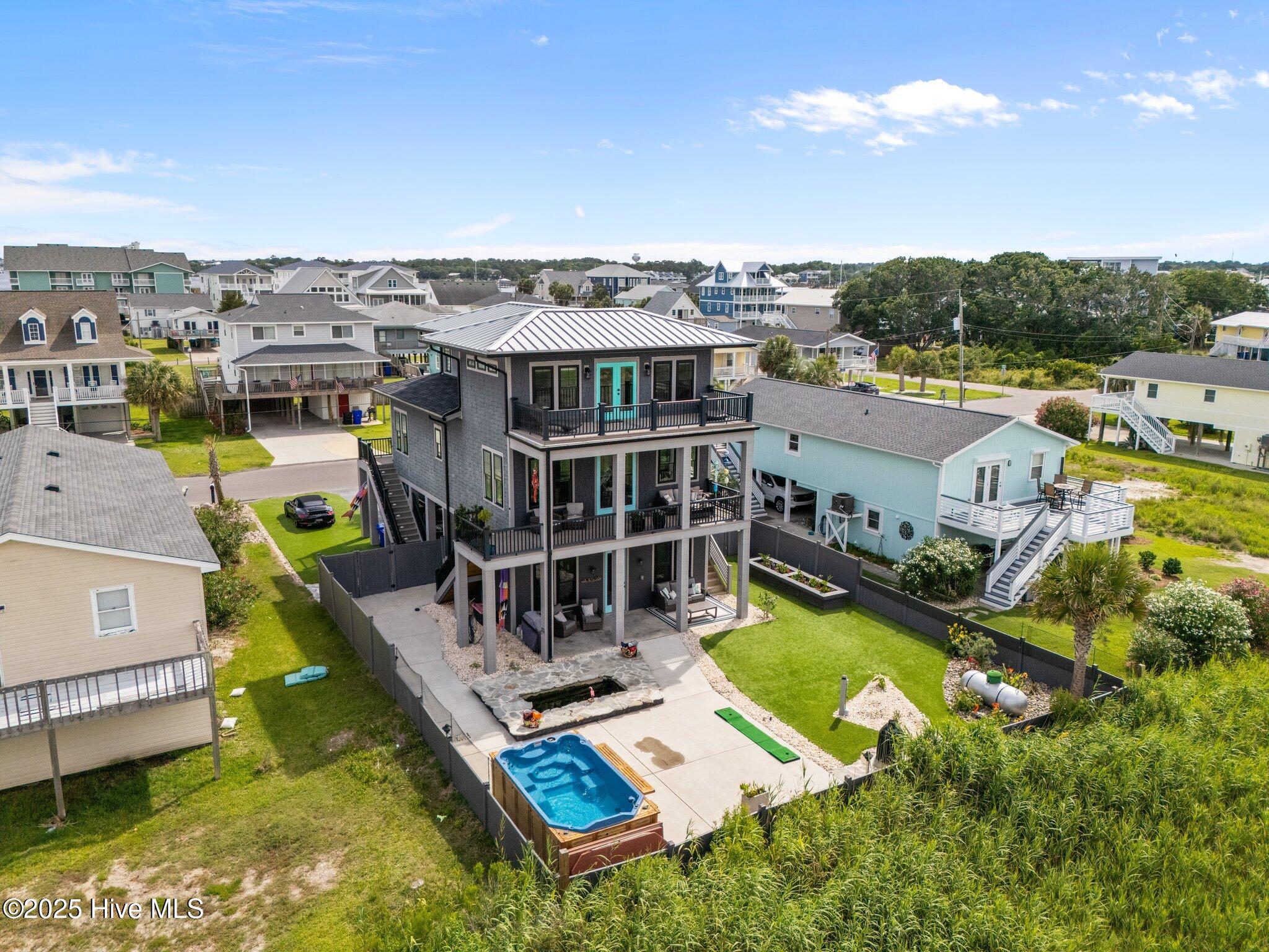 100514029 | Photo 48