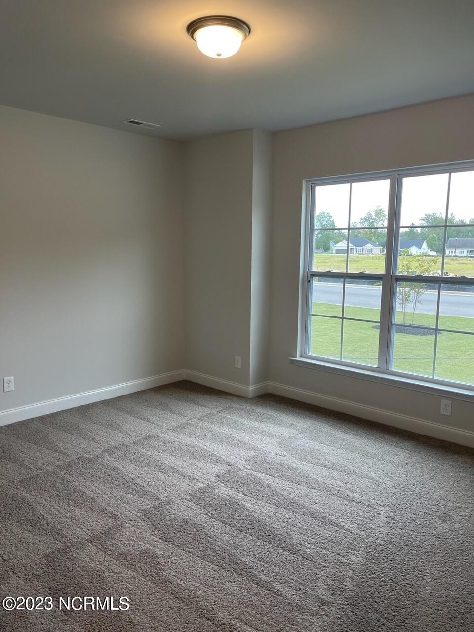 (1902) 431 Seashore Street