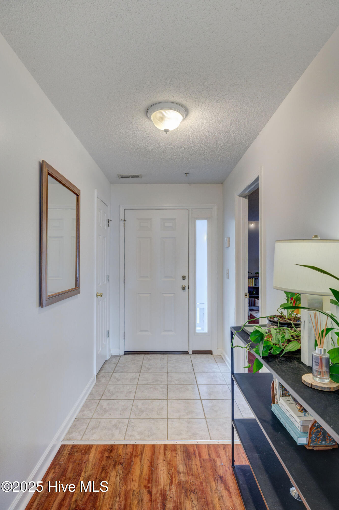 902LitchfieldWayUnitK-8