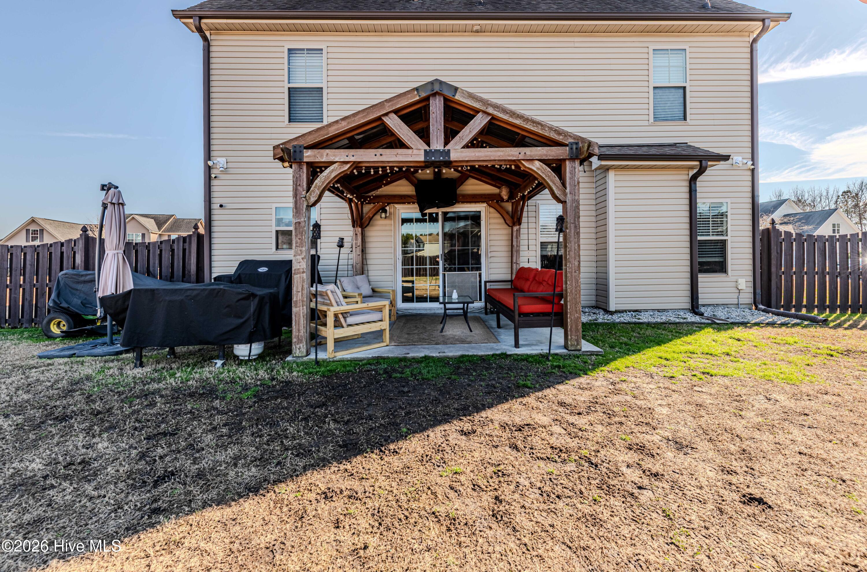 100555095 | Photo 62