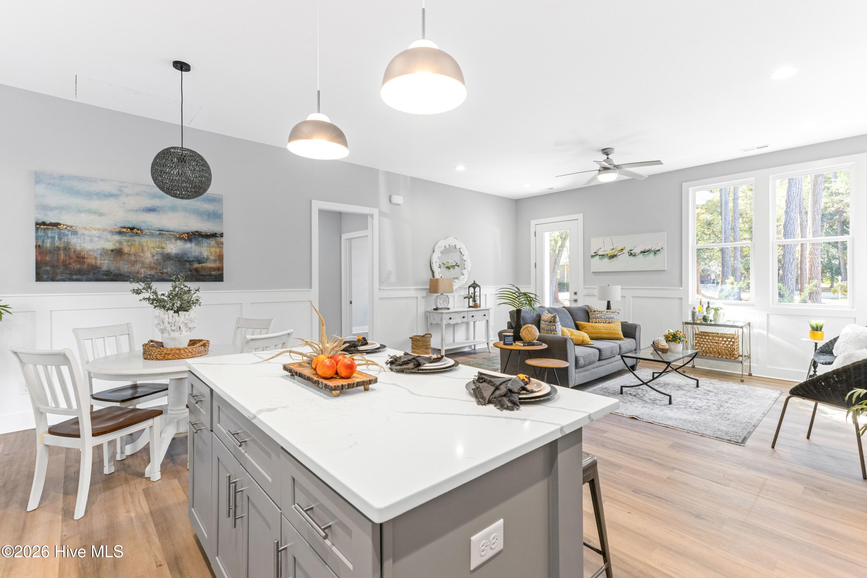 100547526 | Photo 11