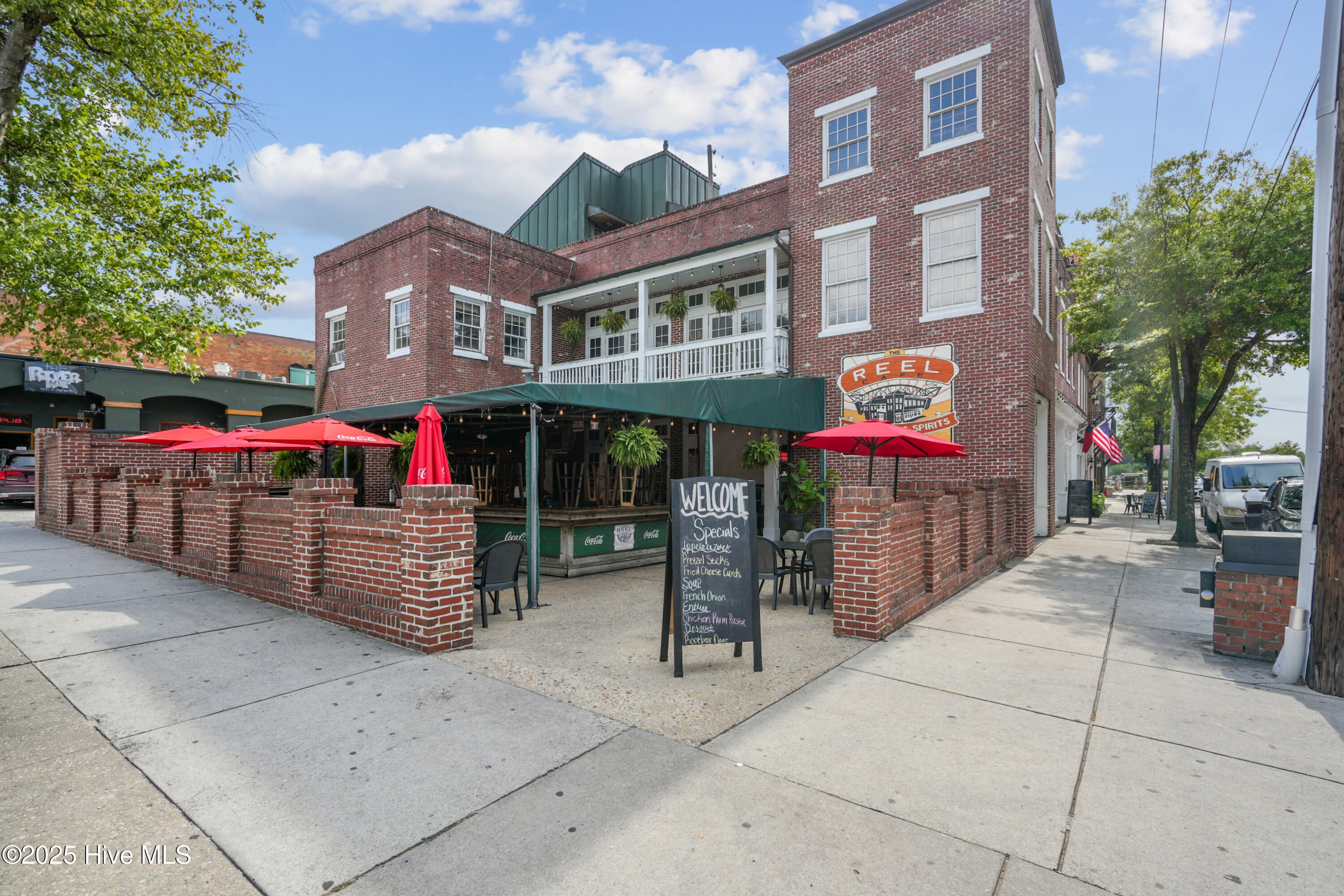 100526641 | Photo 22