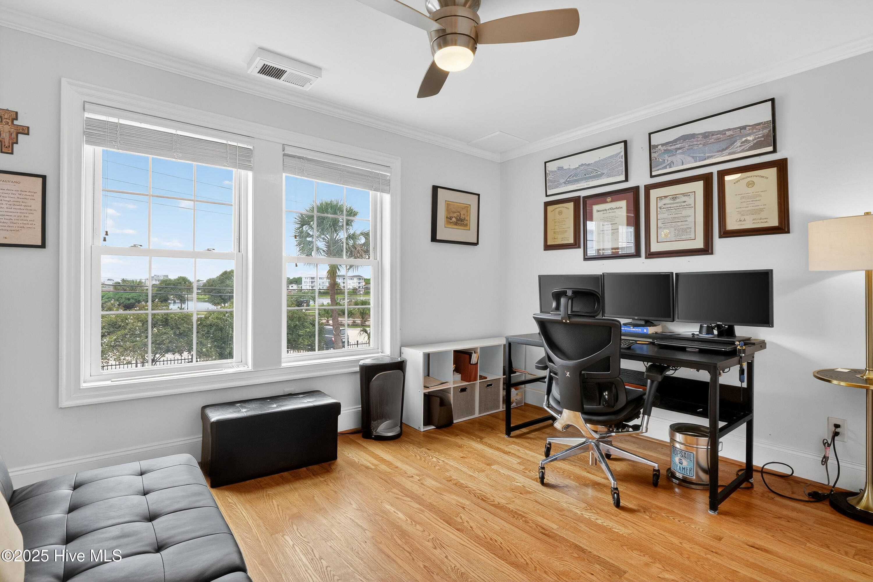 100524074 | Photo 15