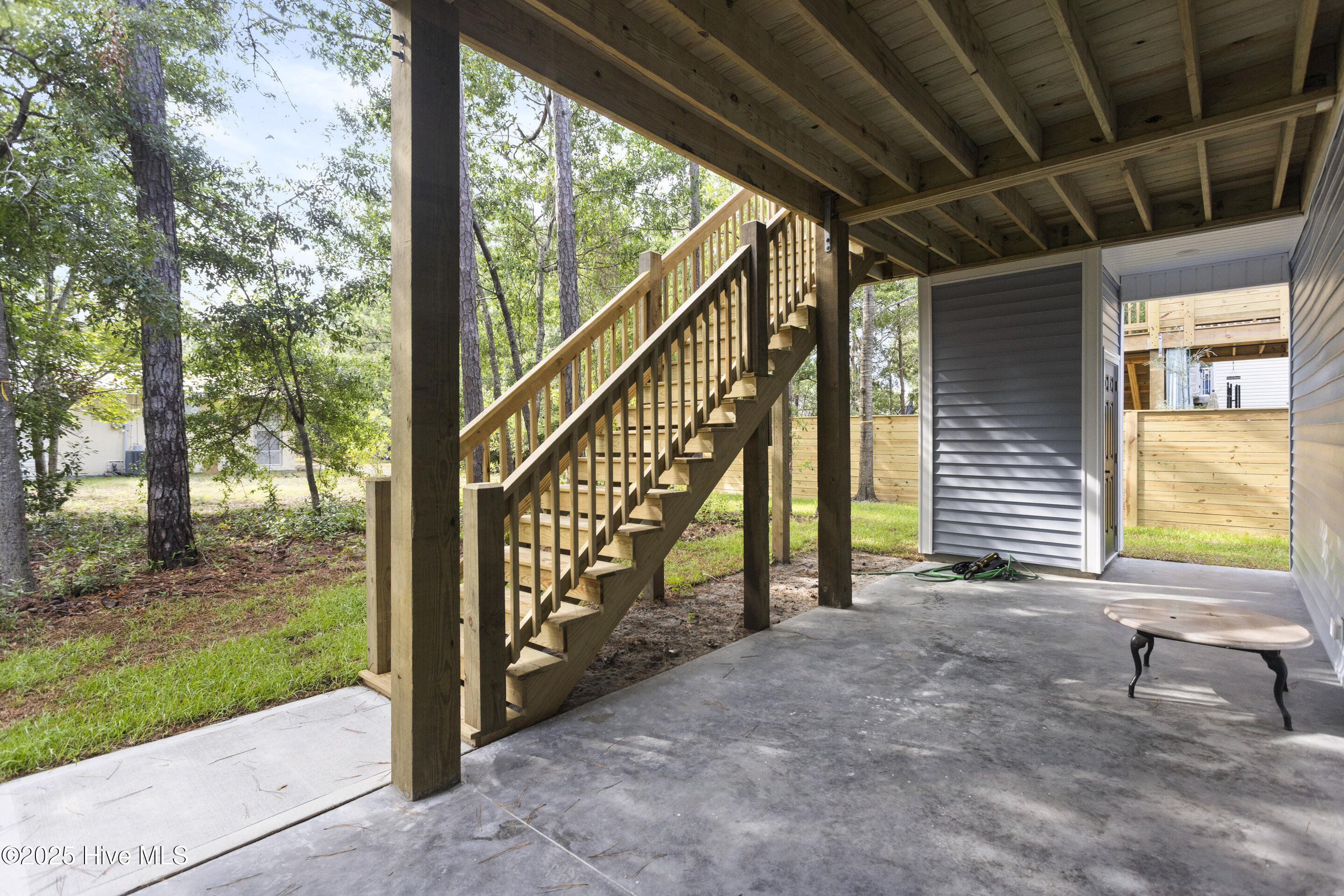 100504918 | Photo 45