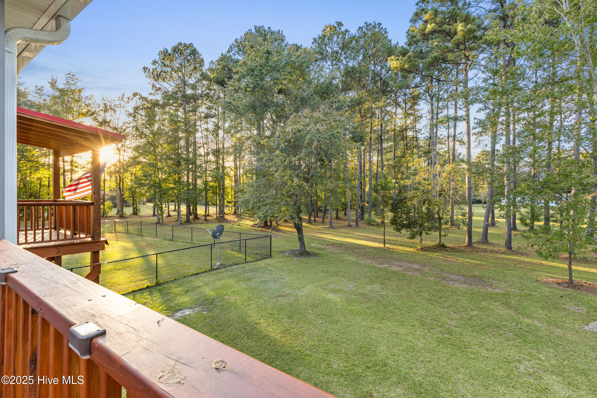 100556103 | Photo 34