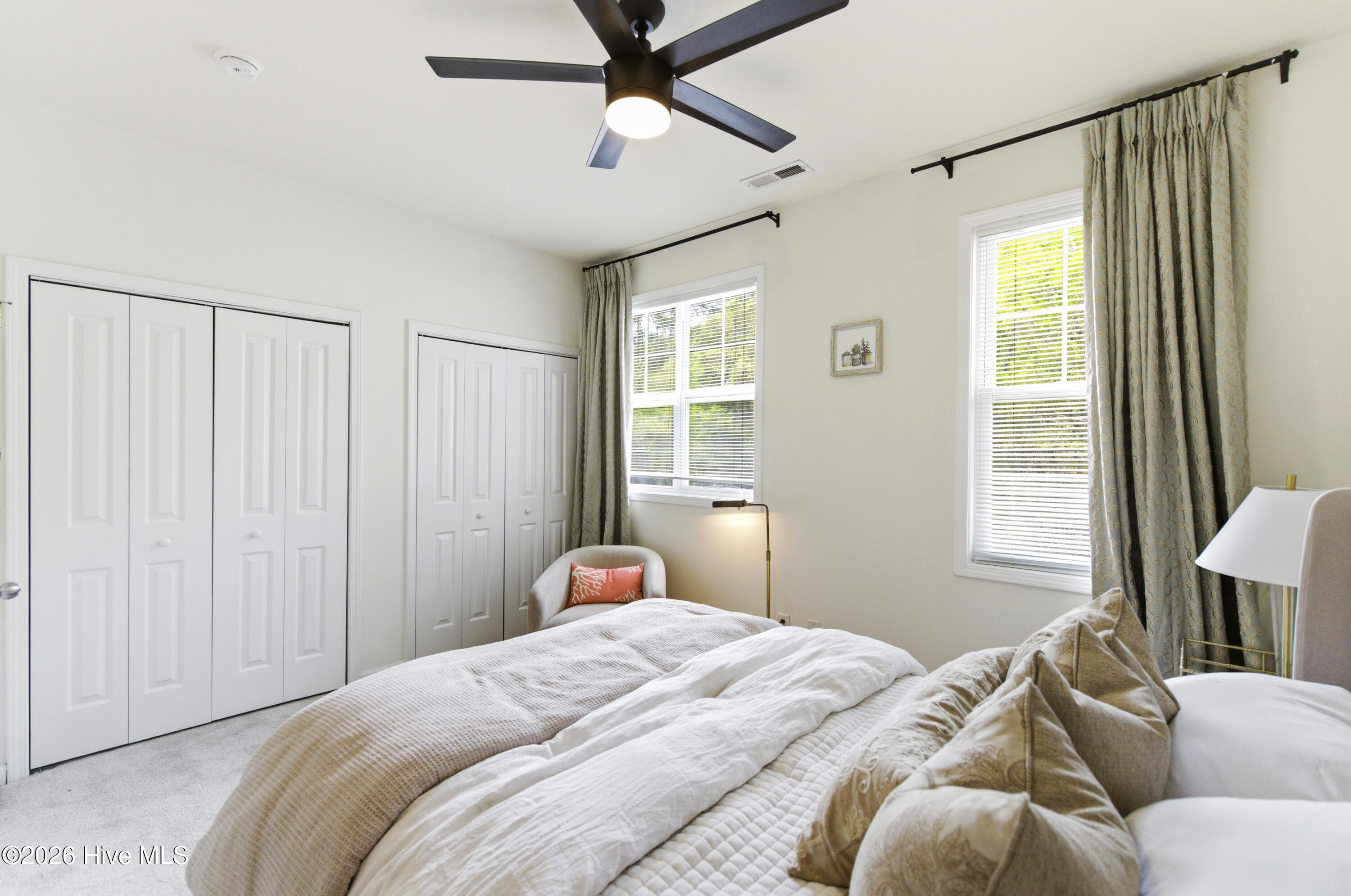 100564491 | Photo 16