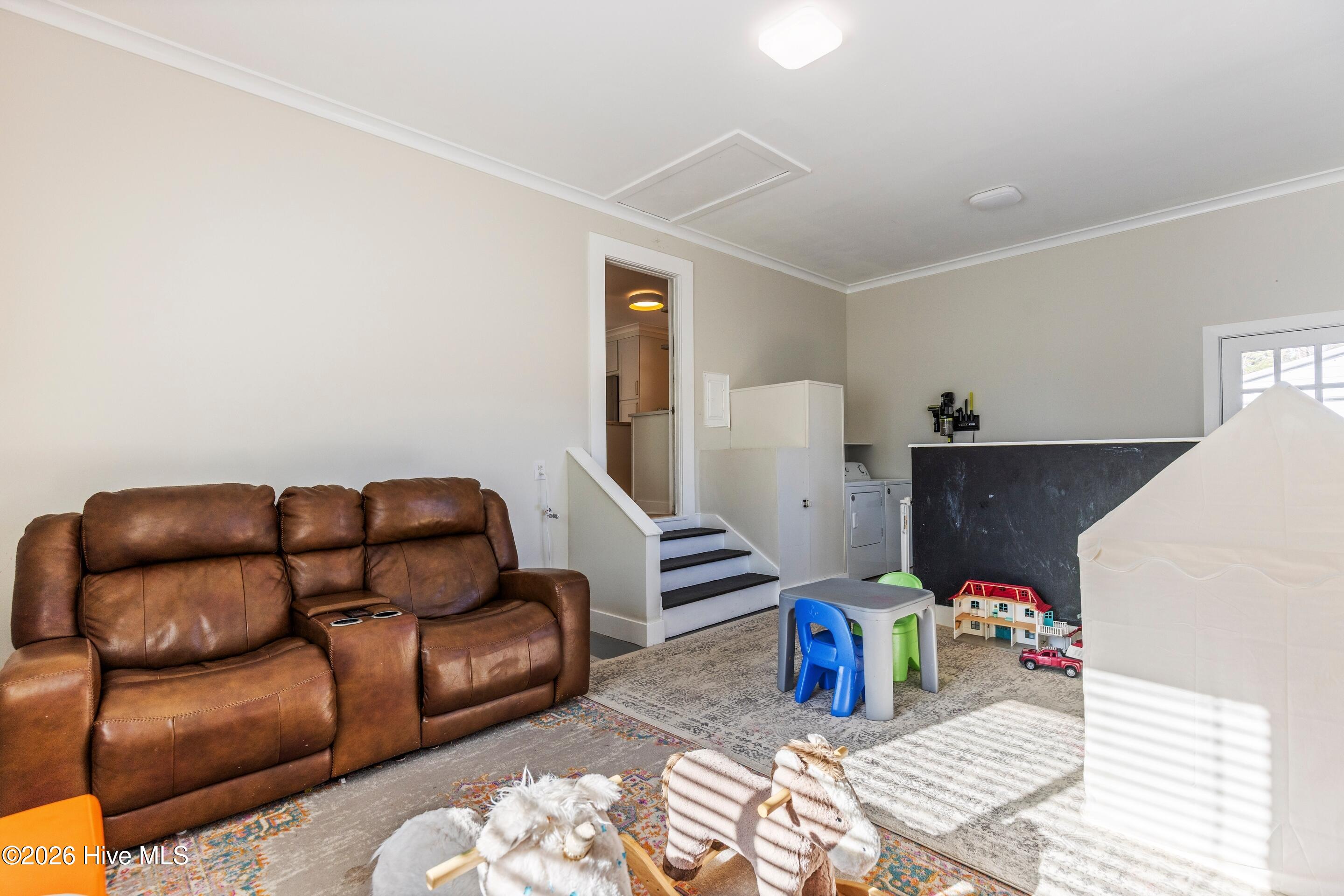 100547942 | Photo 39