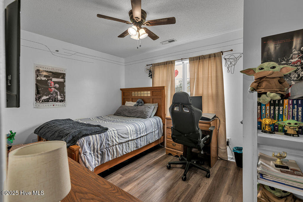 100533918 | Photo 26