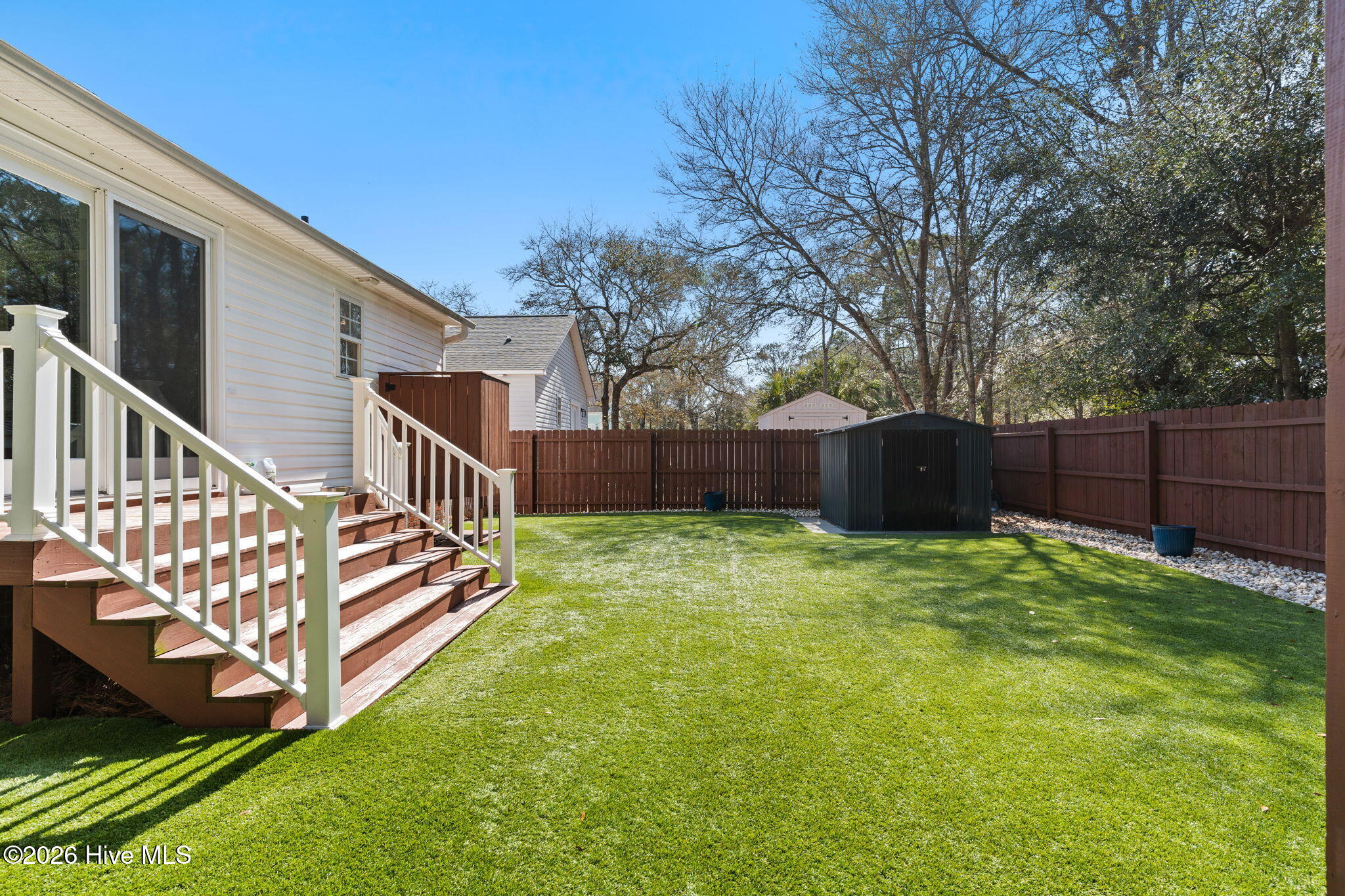 100559319 | Photo 34