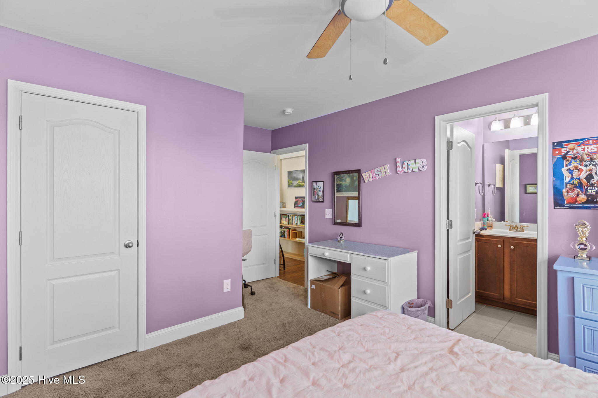 100542134 | Photo 34