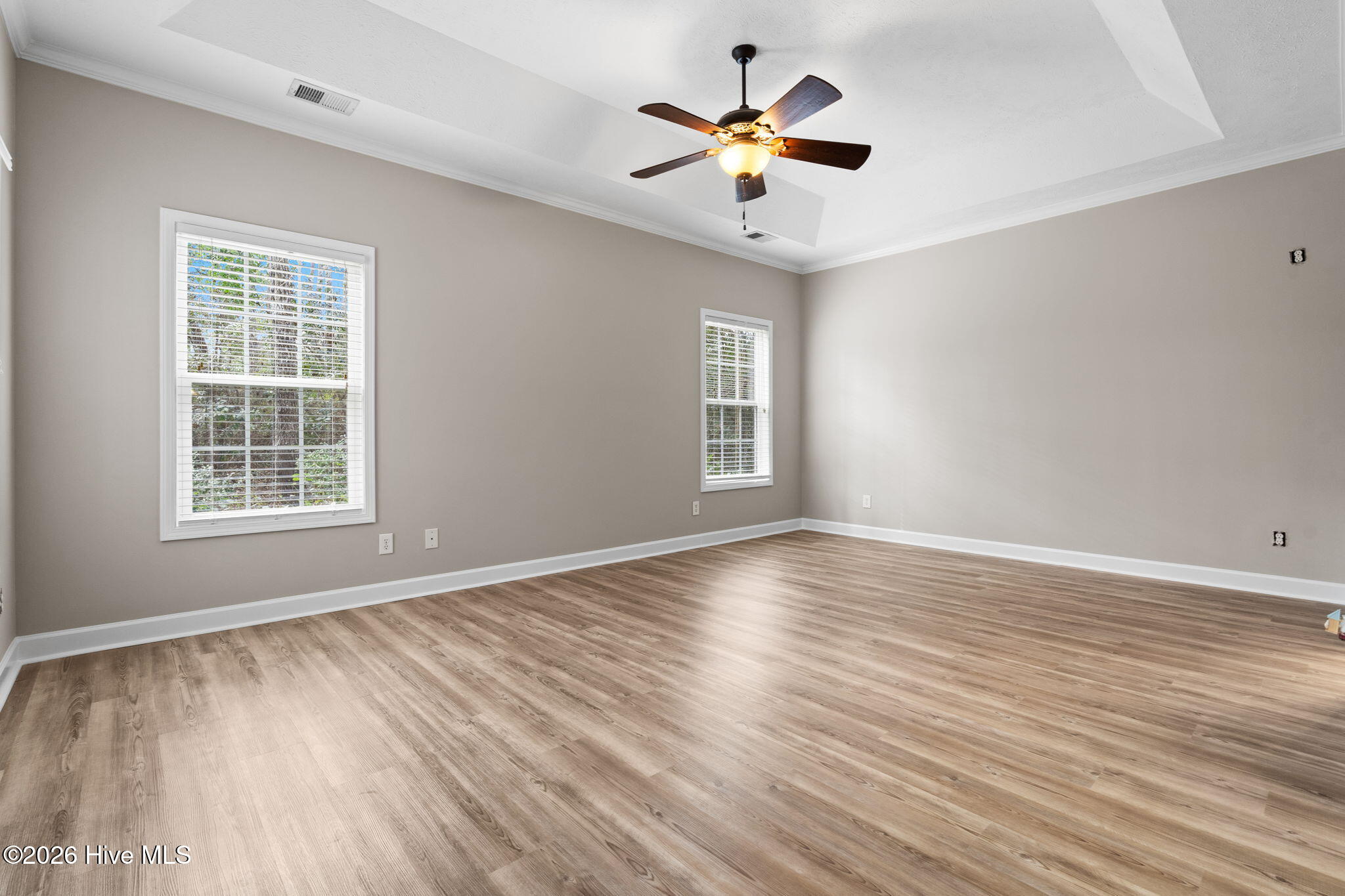 100559407 | Photo 20