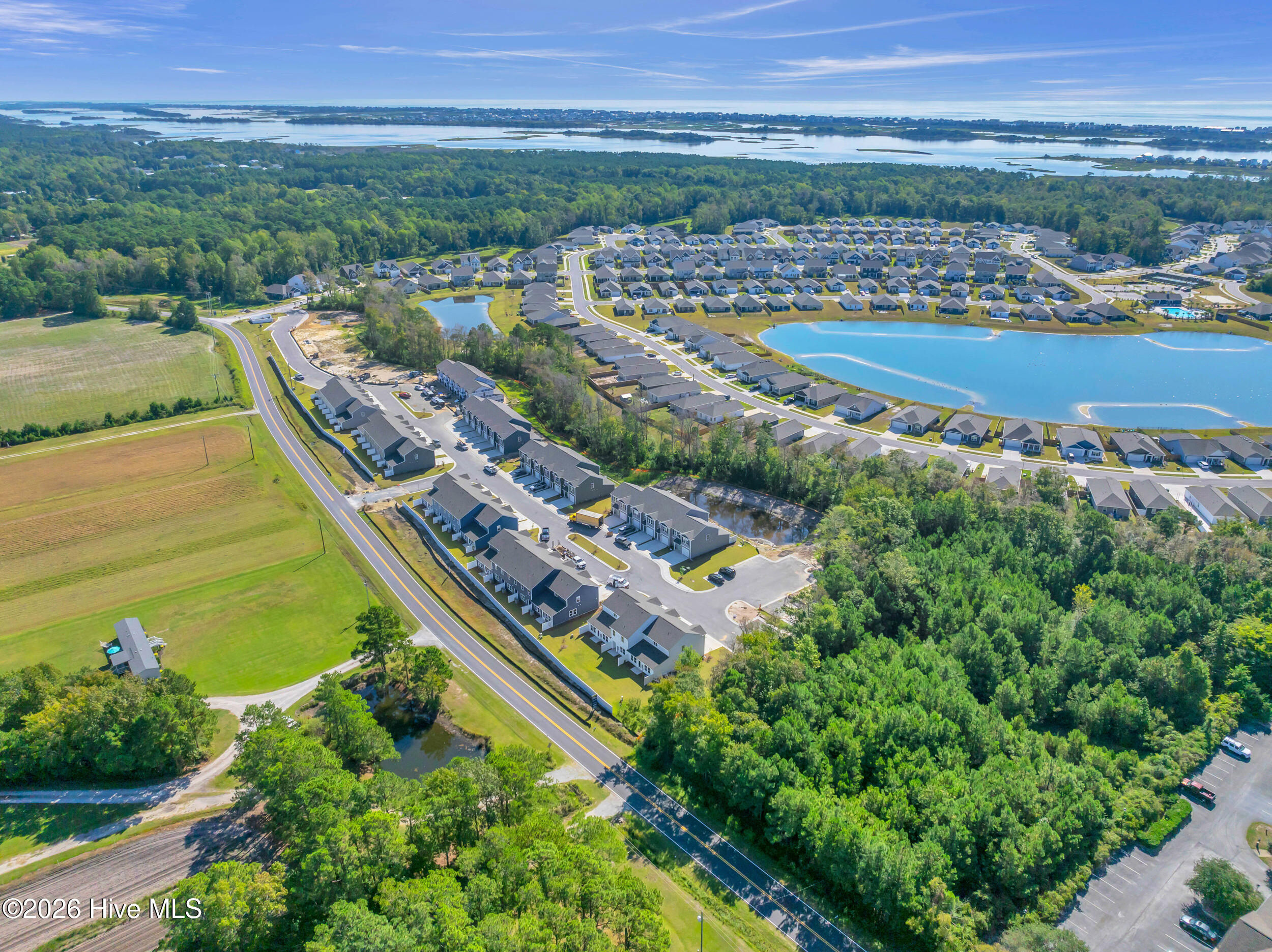 100539457 | Photo 41