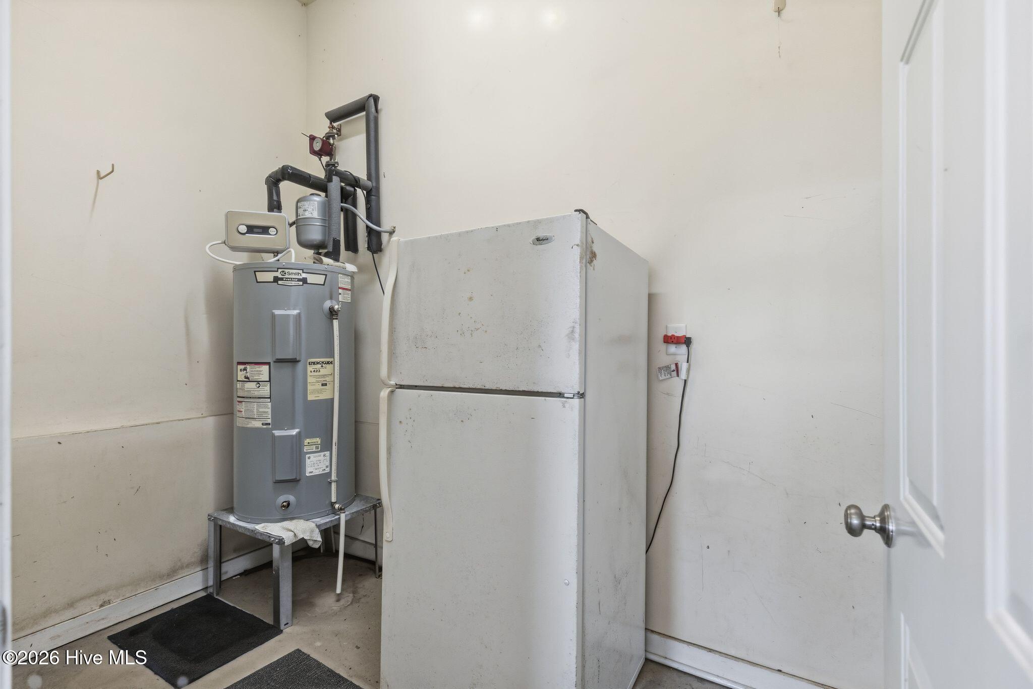 100565083 | Photo 63