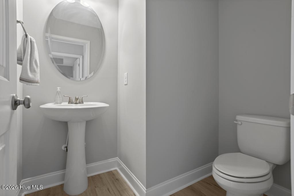 100553850 | Photo 13