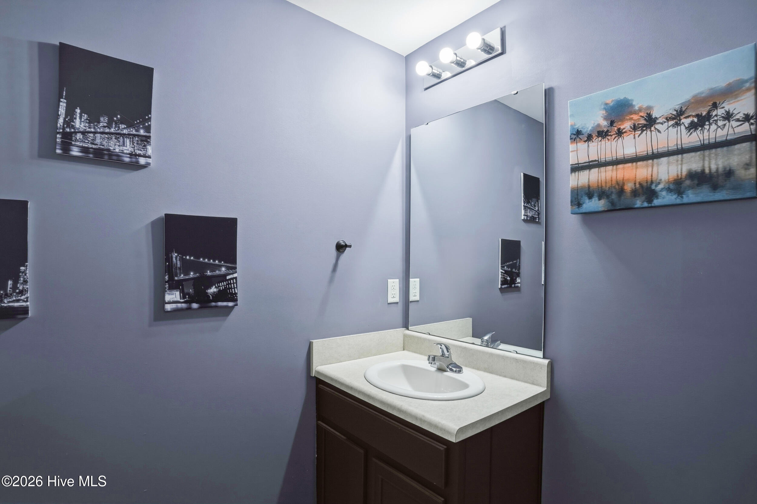 100556513 | Photo 33