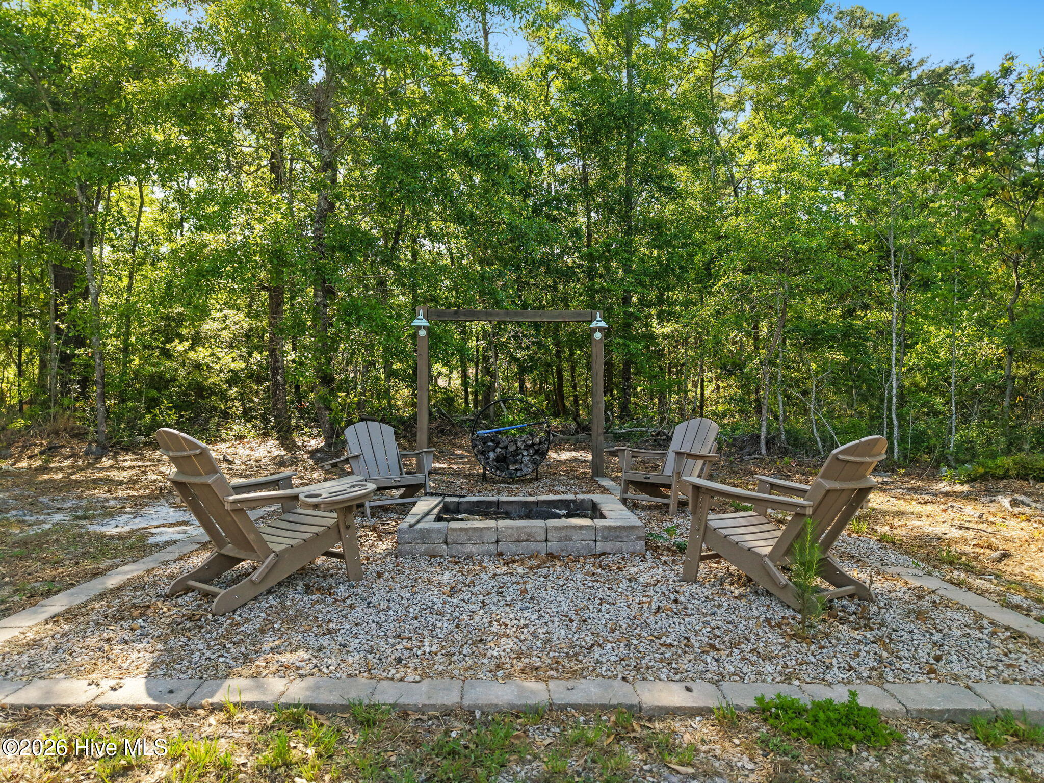 100569675 | Photo 46