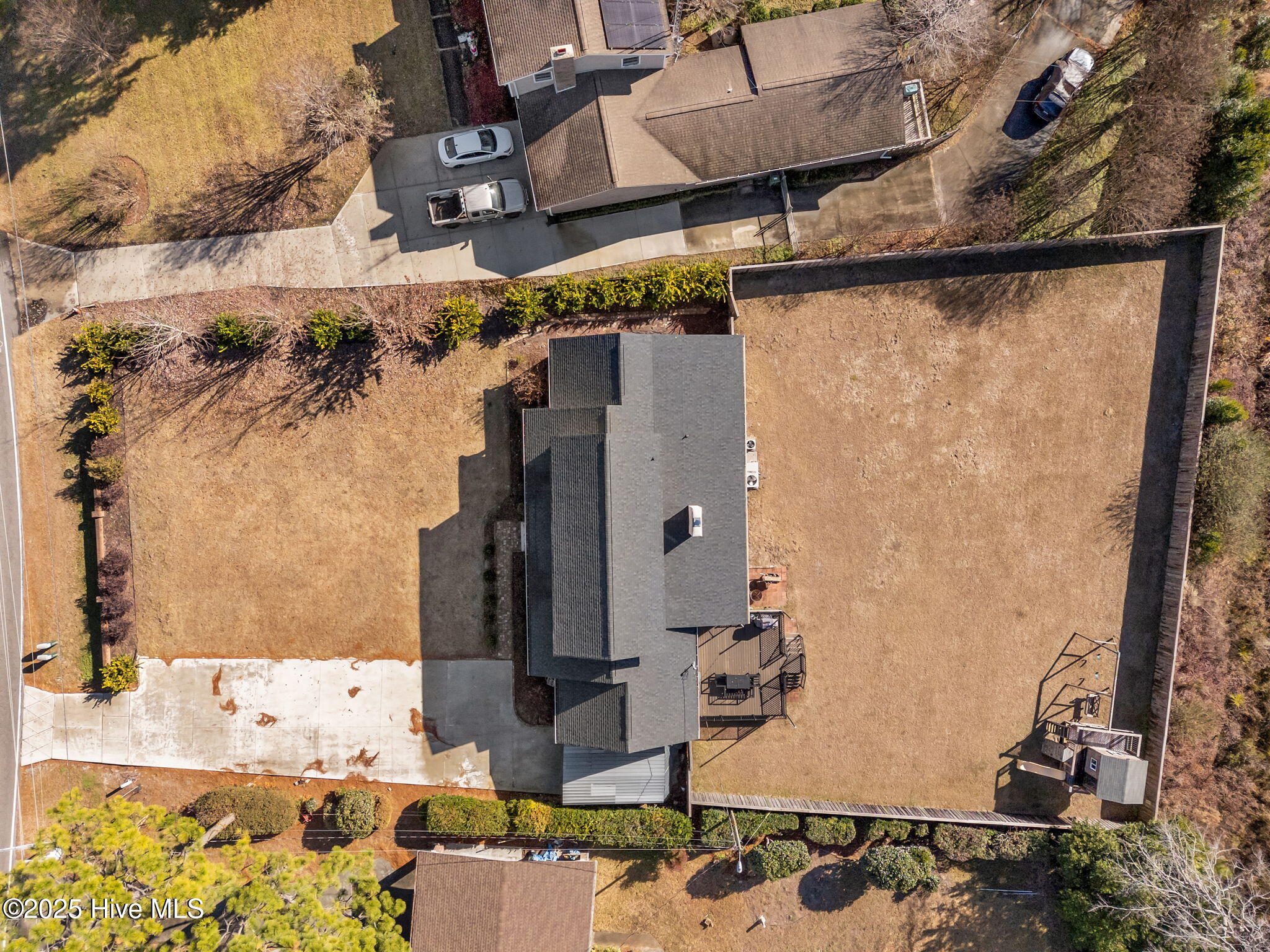 100546407 | Photo 40