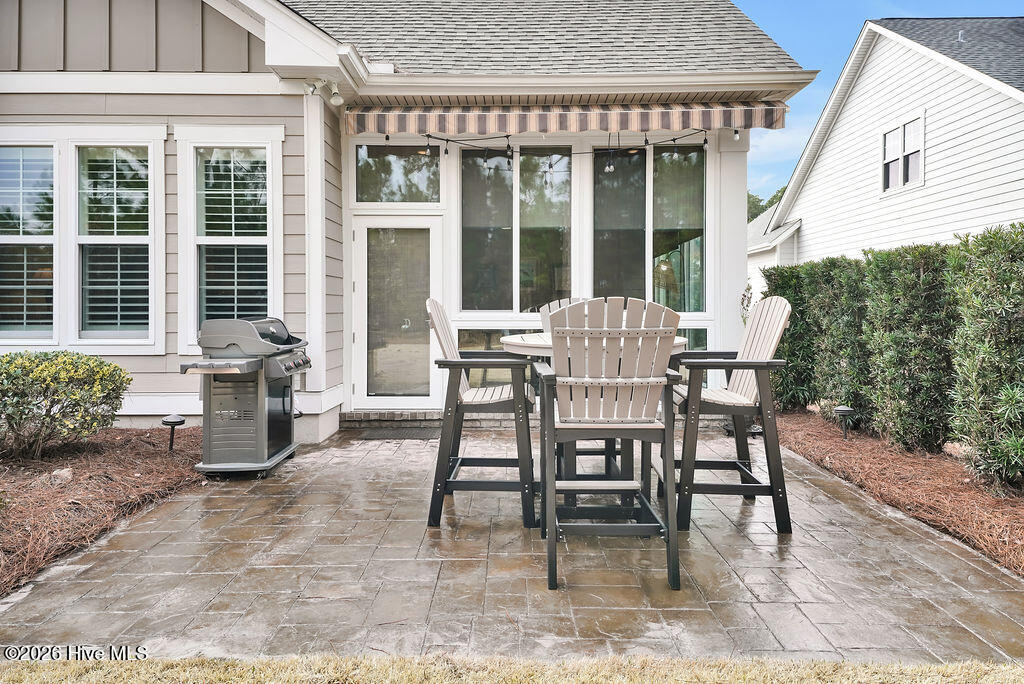 100558721 | Photo 42