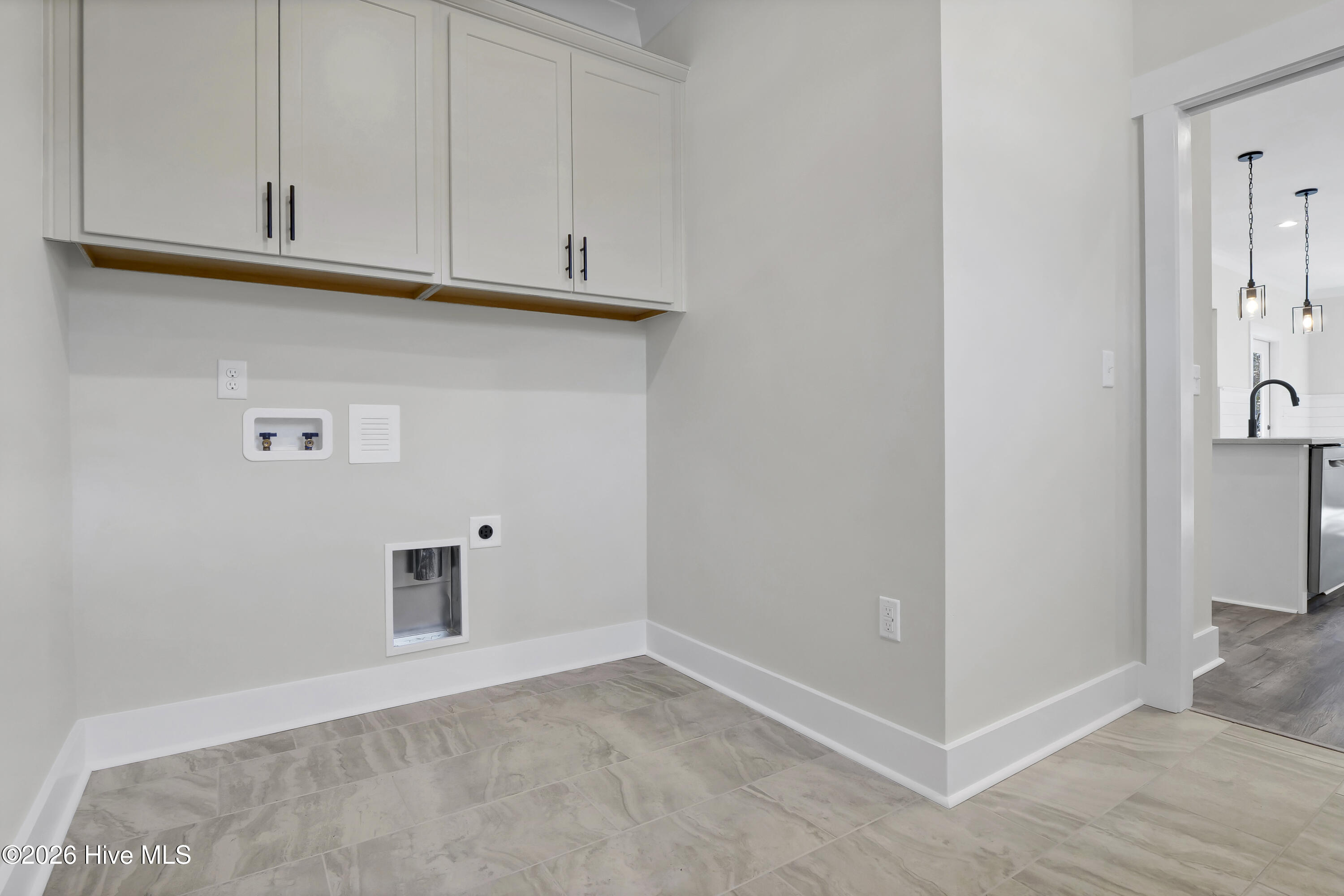 100553598 | Photo 19